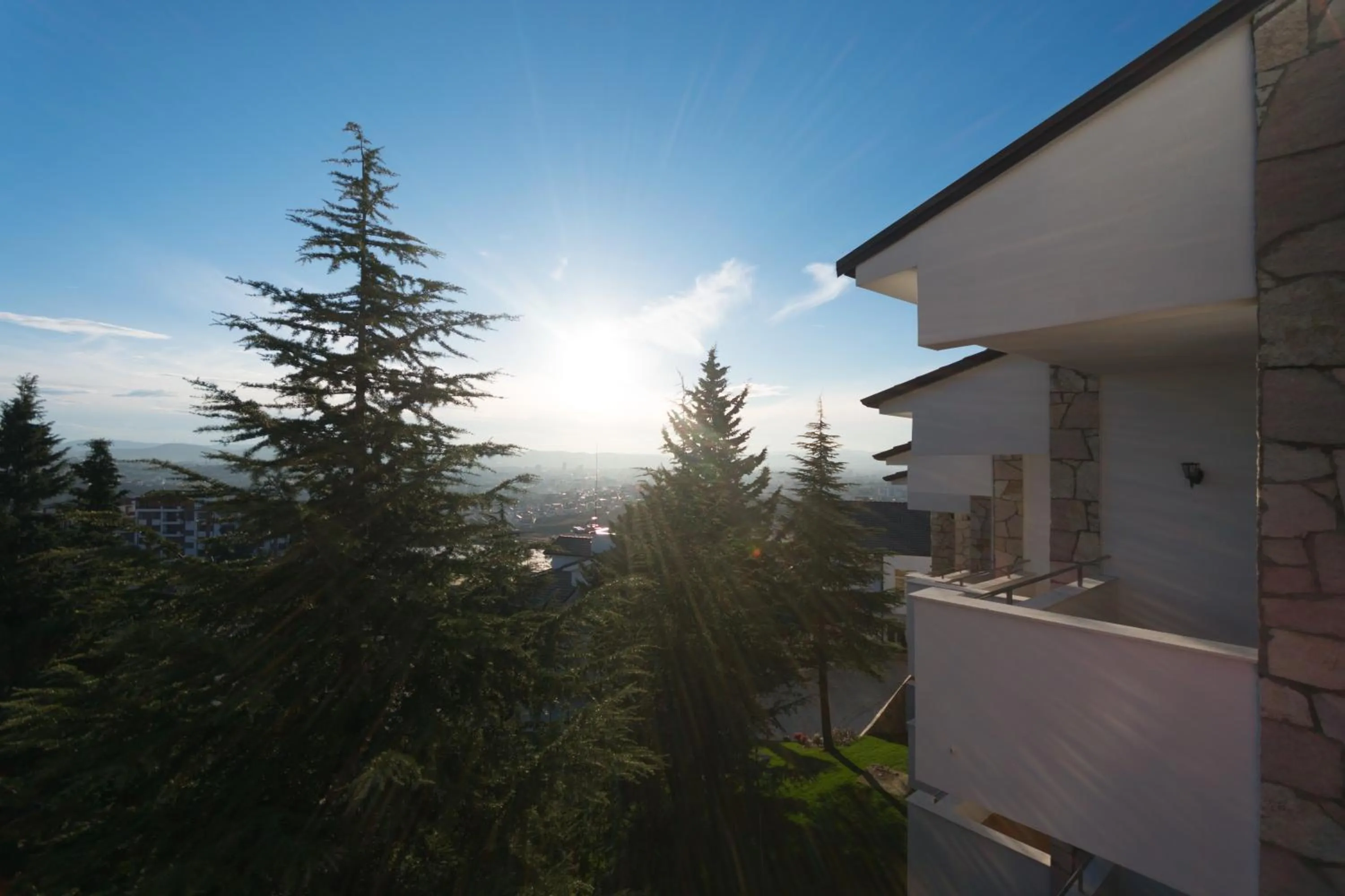 Chateau Linza Resort