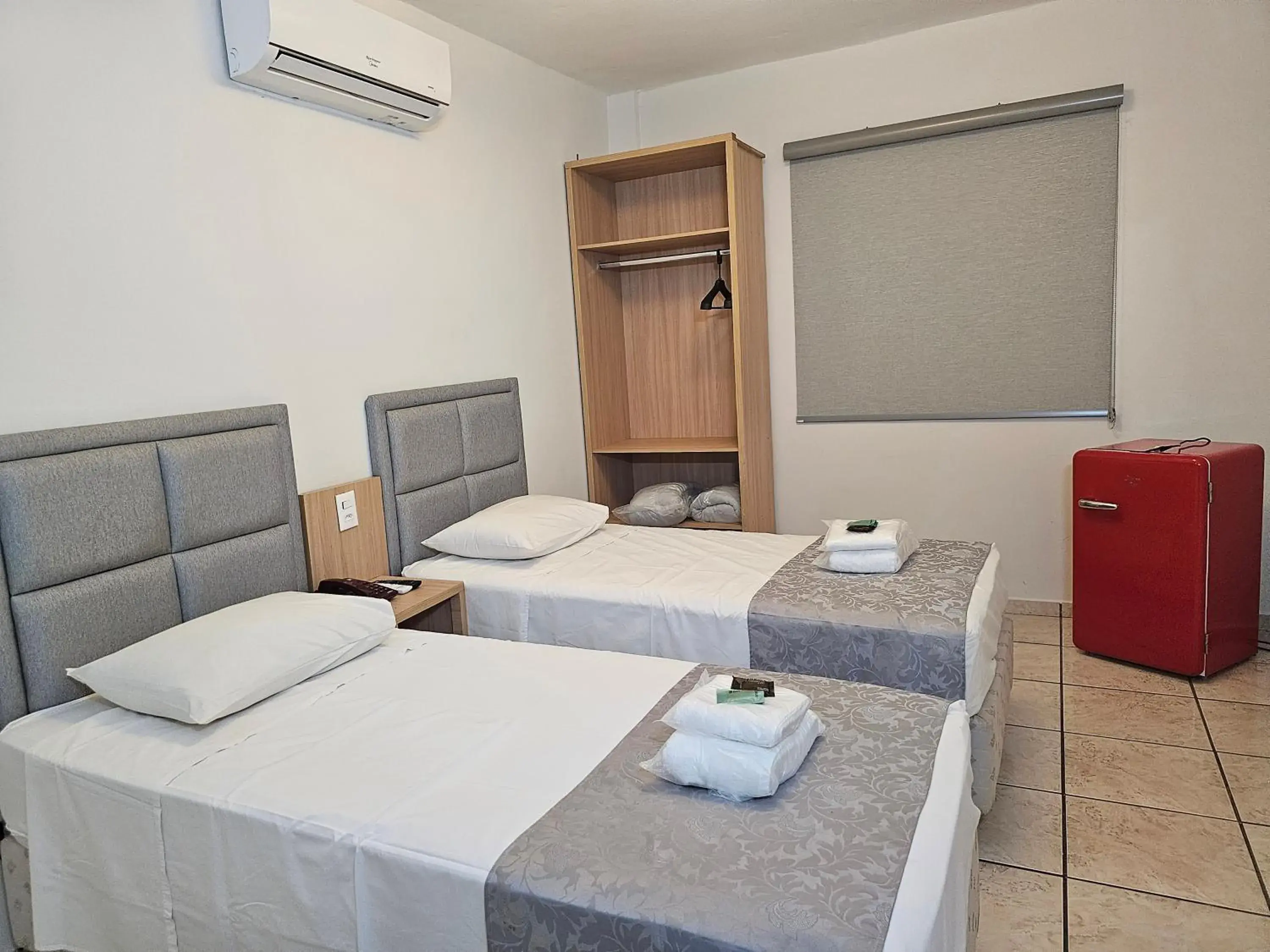 Standard Double Room - single occupancy in Optimum Plaza Hotel Standard Double Room - single occupancy in Optimum Plaza Hotel