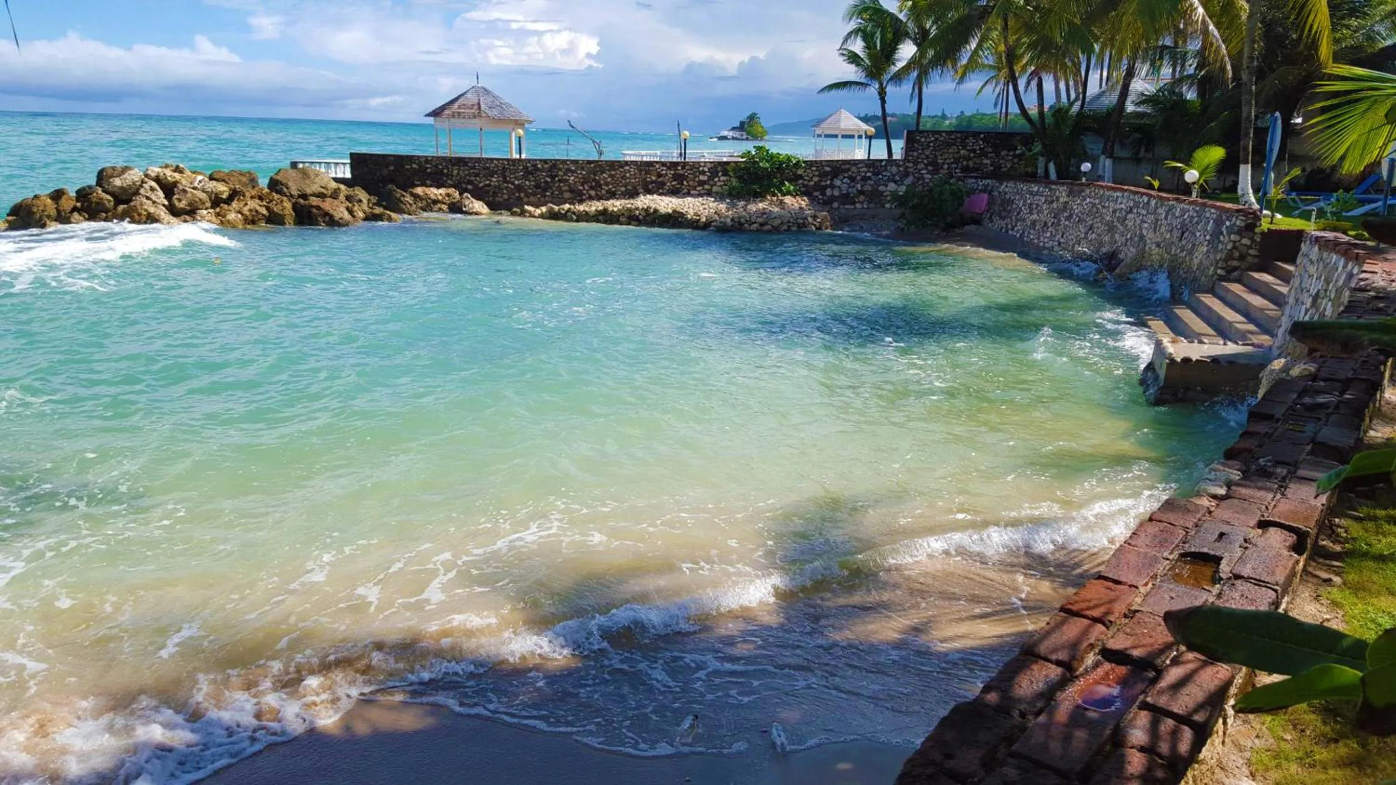 Beach in Chrisanns Paradise Suite by the Ocean - Apt#9