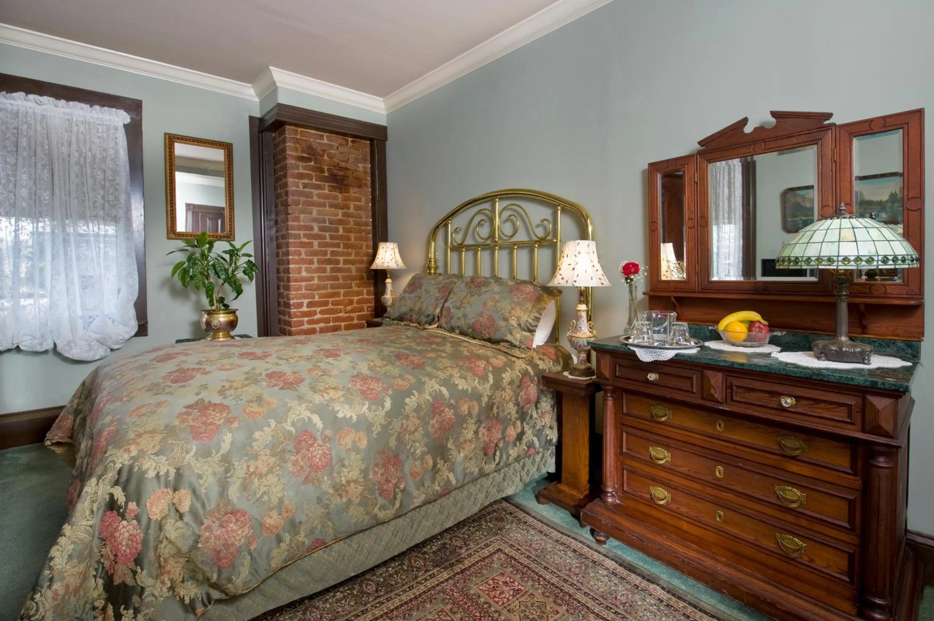 Bed in Inn San Francisco