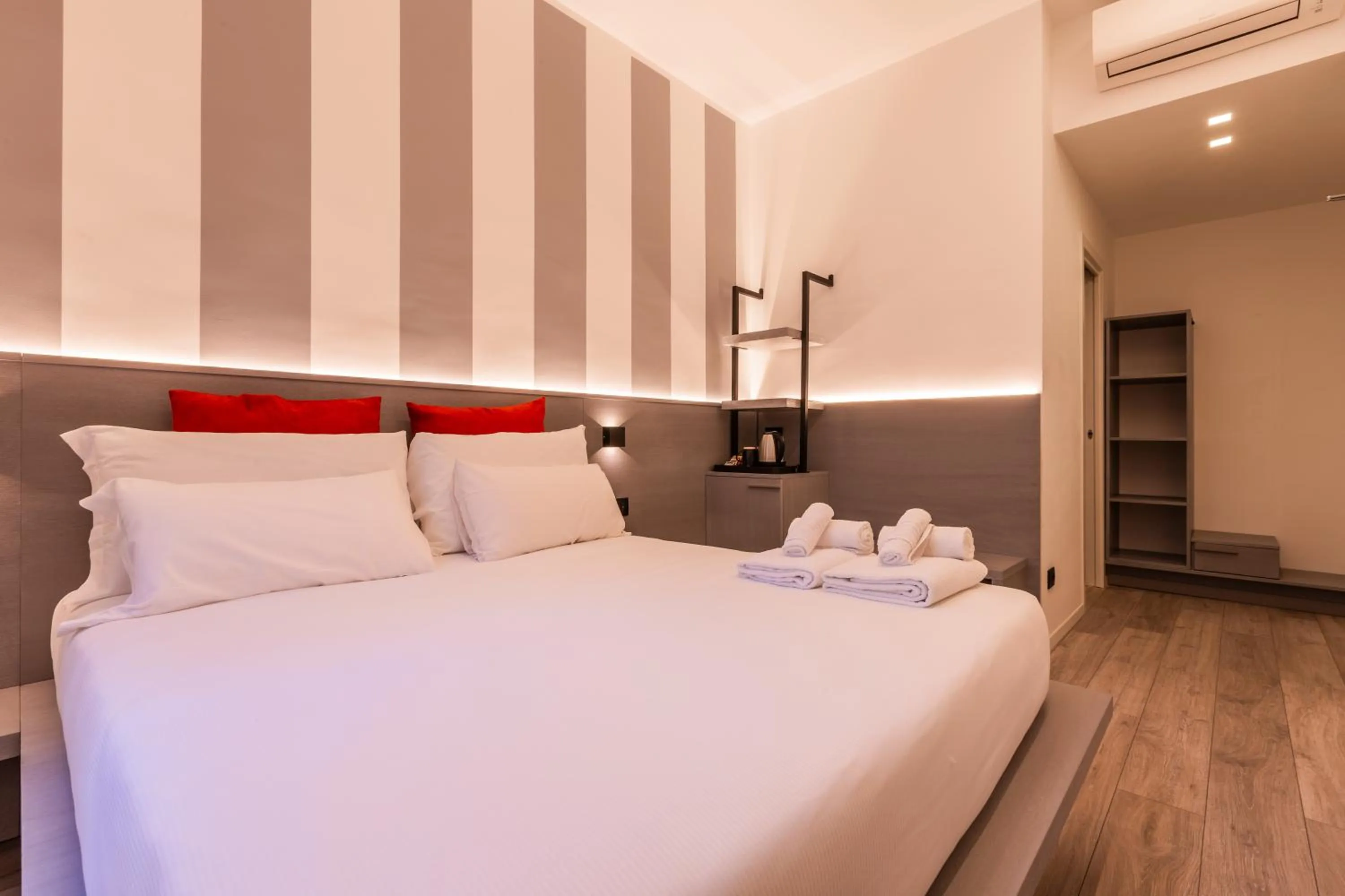 Bedroom, Bed in Veneto Suite Roma