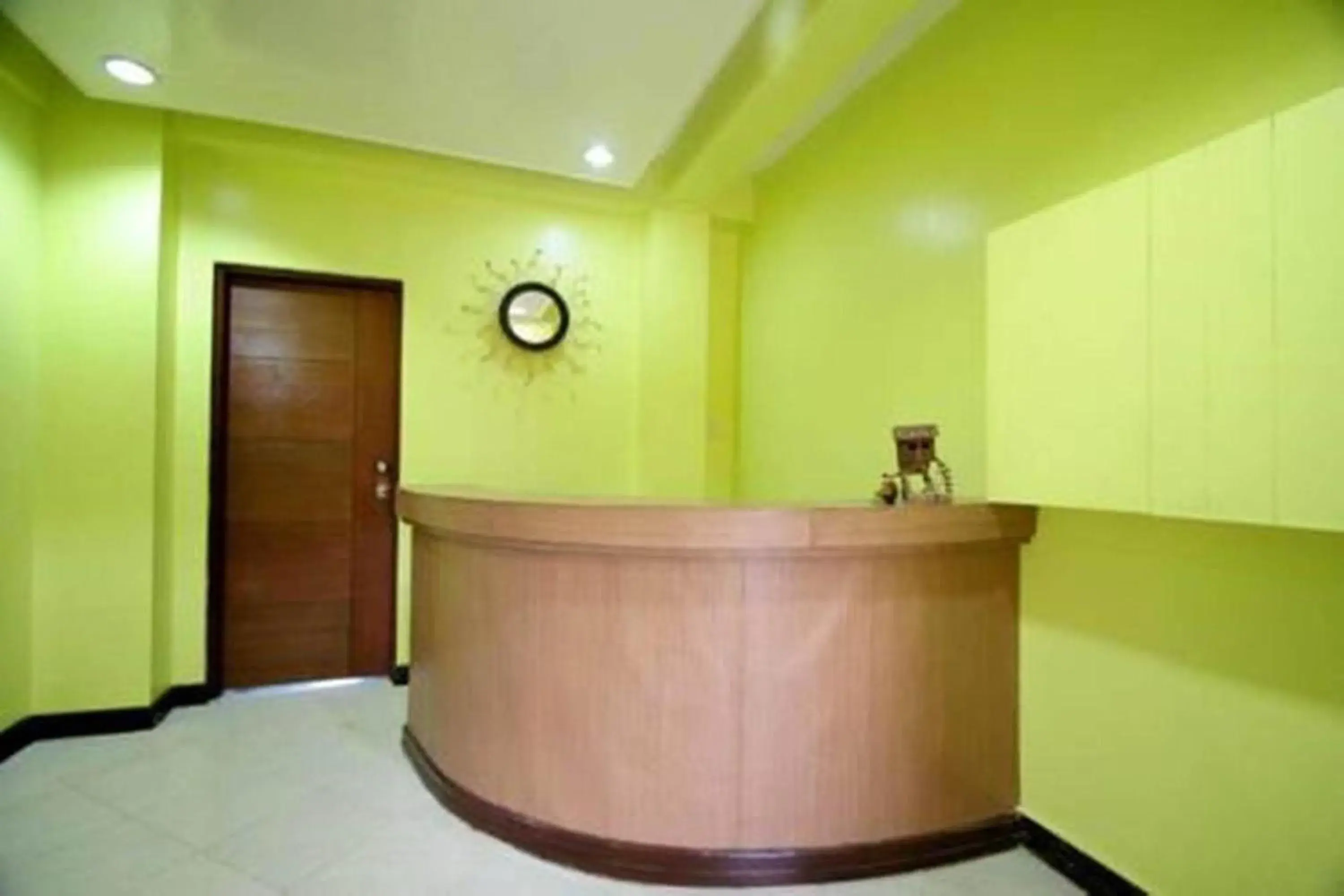 Lobby or reception in Luis Bay Travellers Lodge Coron Lobby or reception in Luis Bay Travellers Lodge Coron