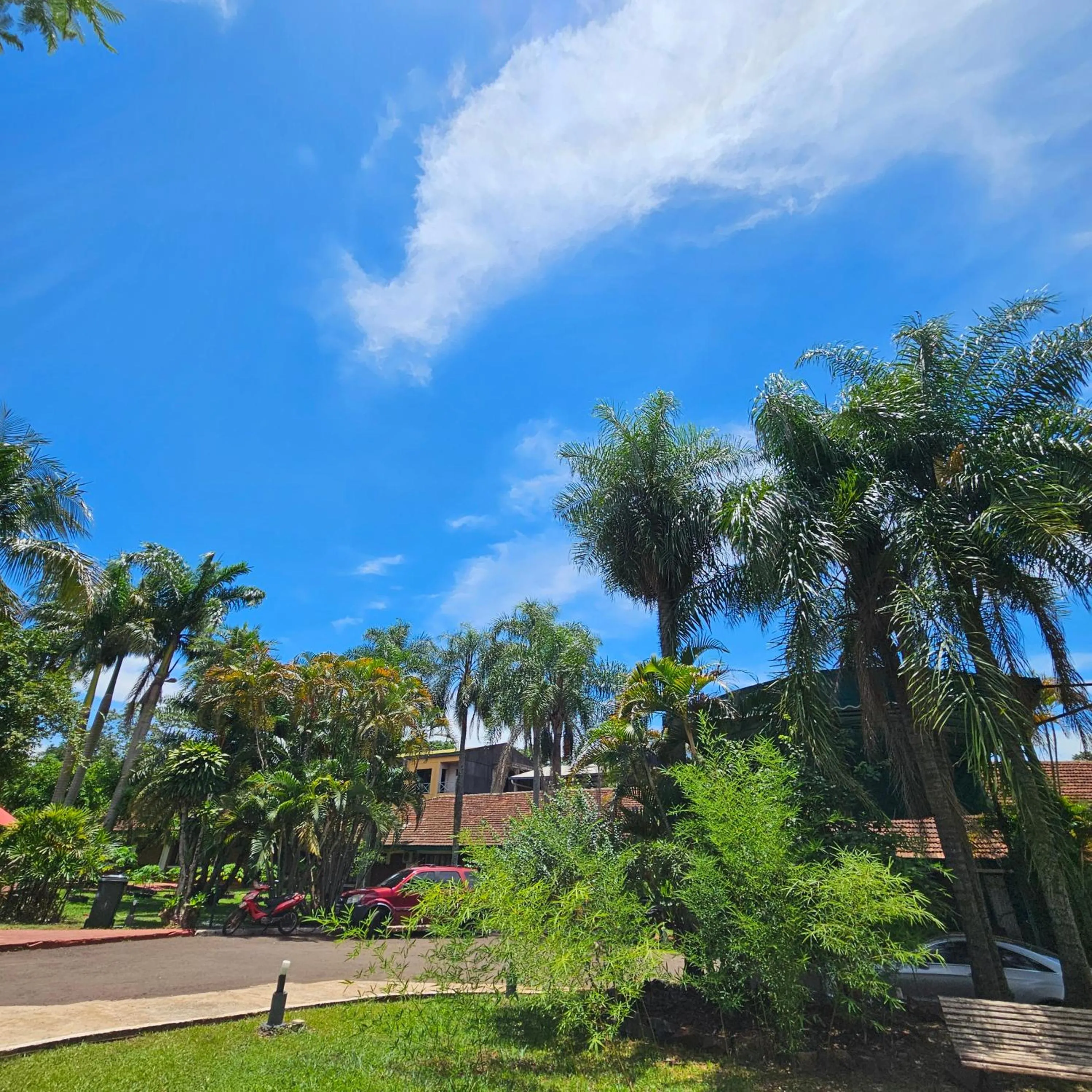 HOTEL TROPICAL IGUAZU