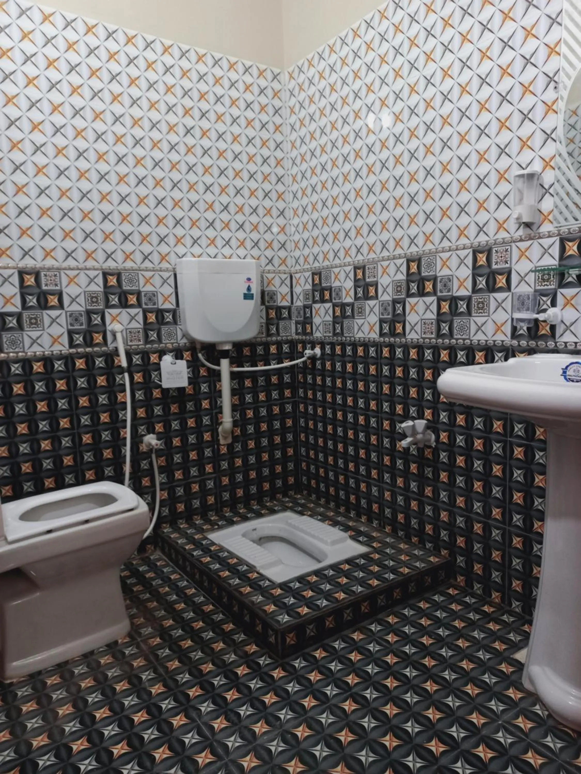 Rose Palace Guest House