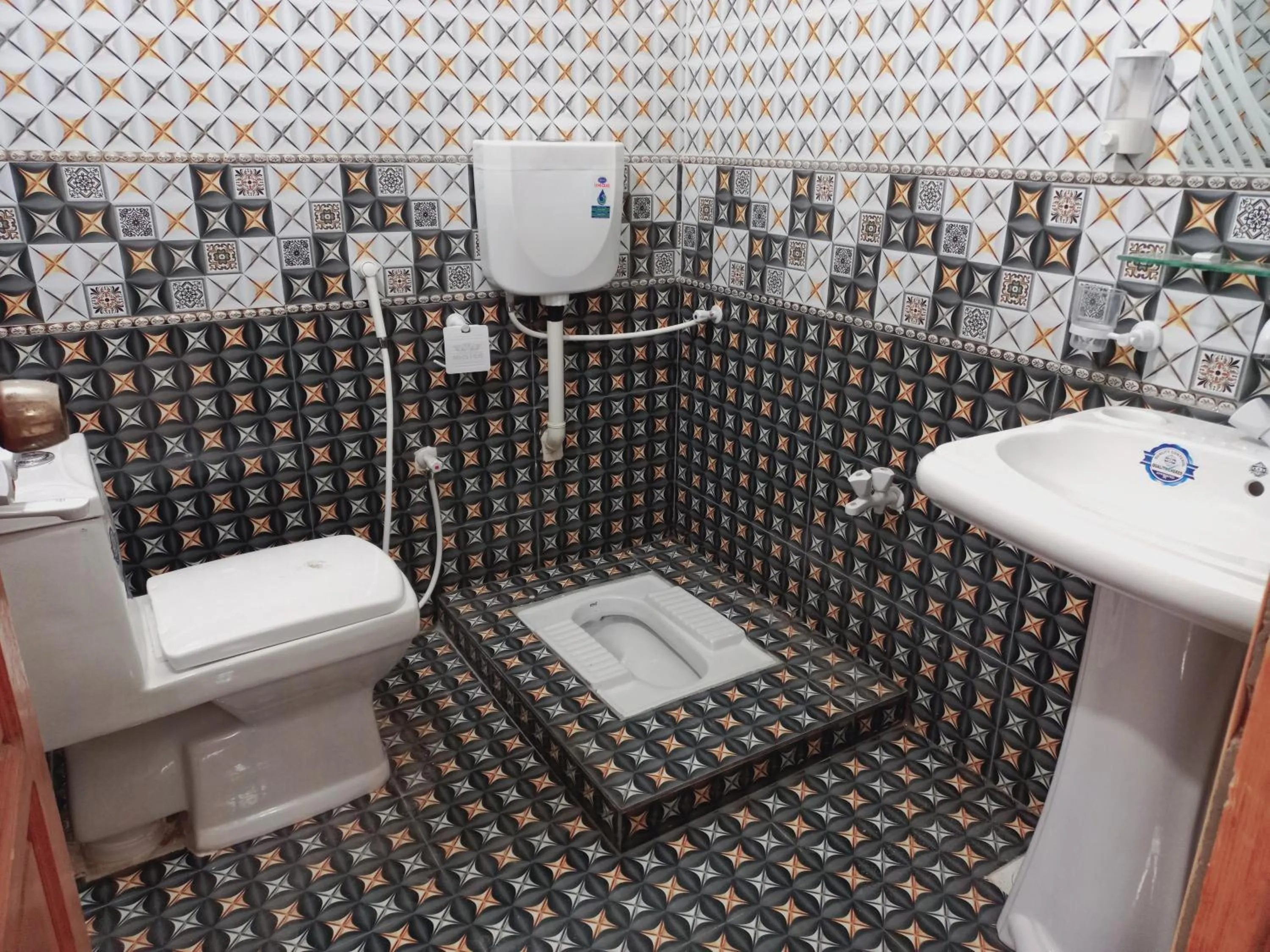 Rose Palace Guest House