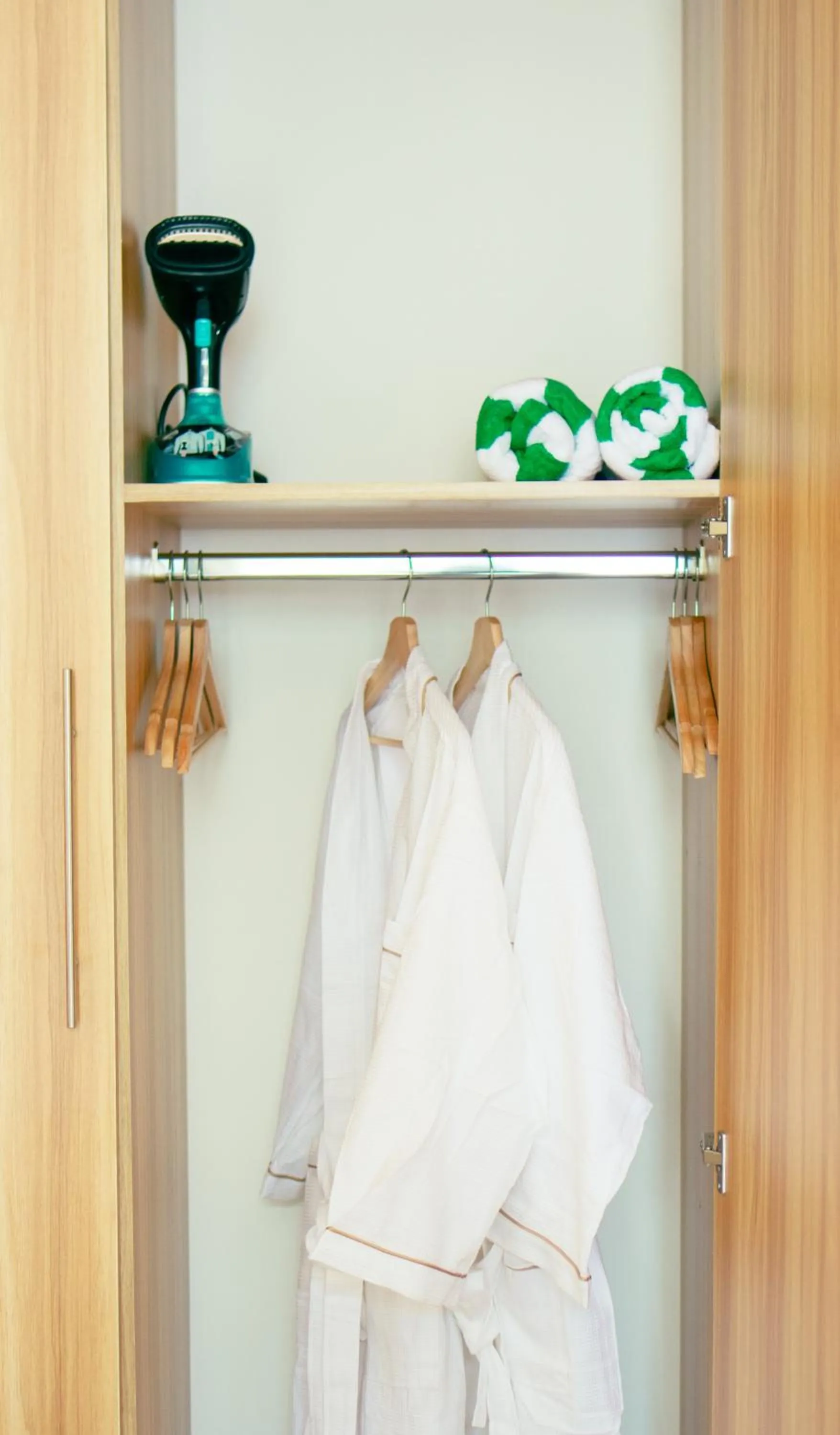 wardrobe in Chak’z 1964 Beach