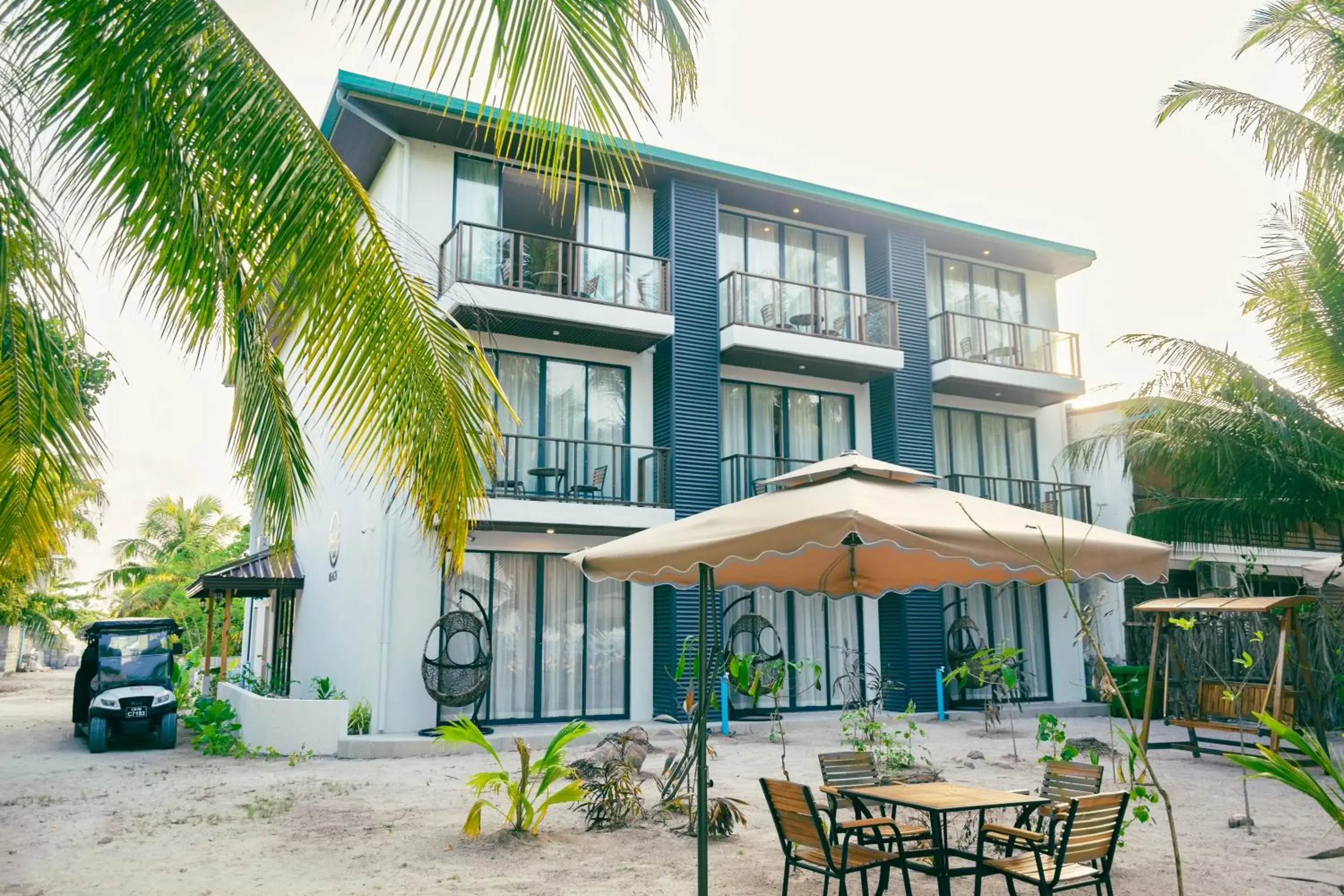 Property building in Chak’z 1964 Beach Property building in Chak’z 1964 Beach