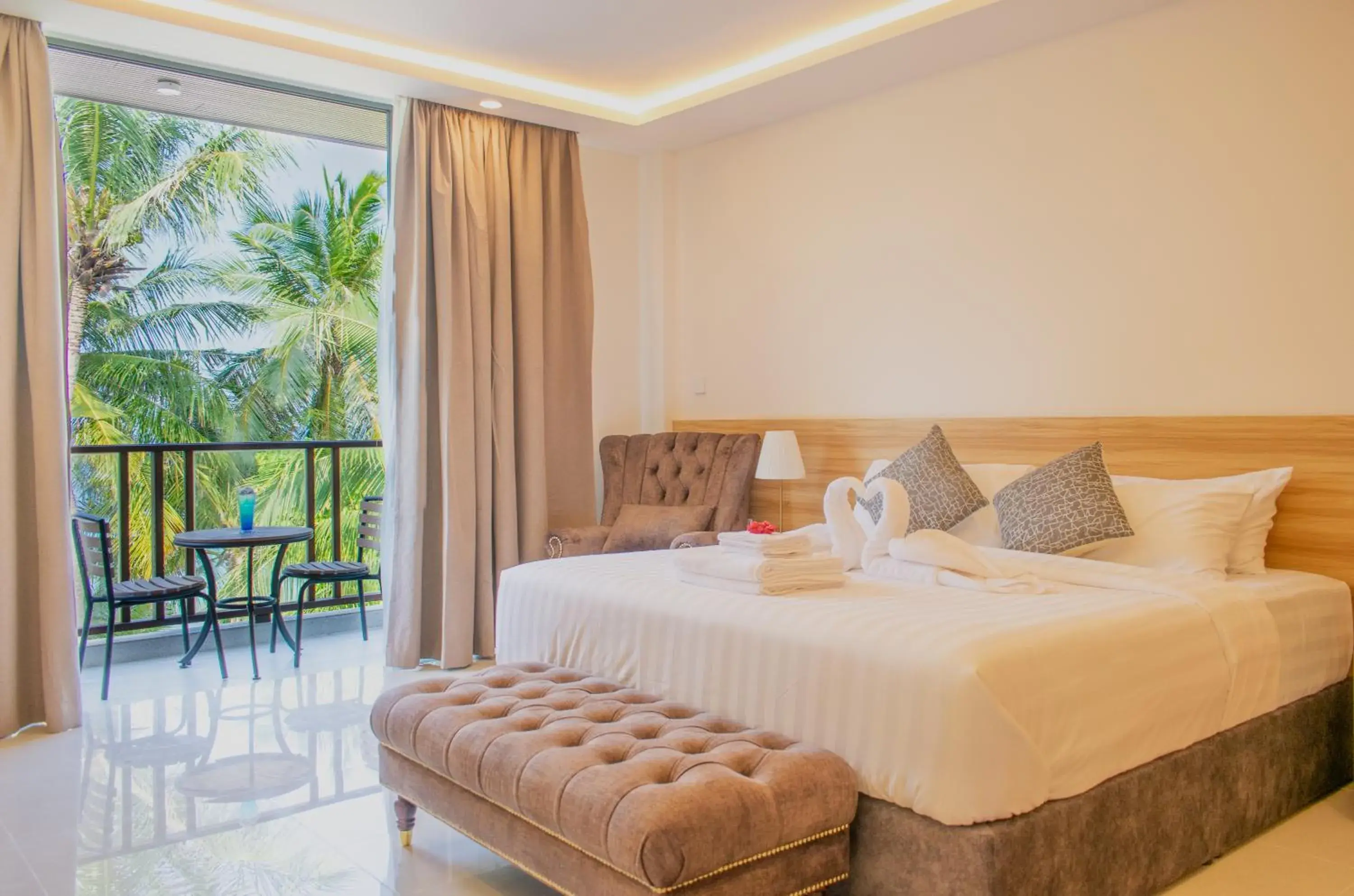 Bed in Chak’z 1964 Beach Bed in Chak’z 1964 Beach