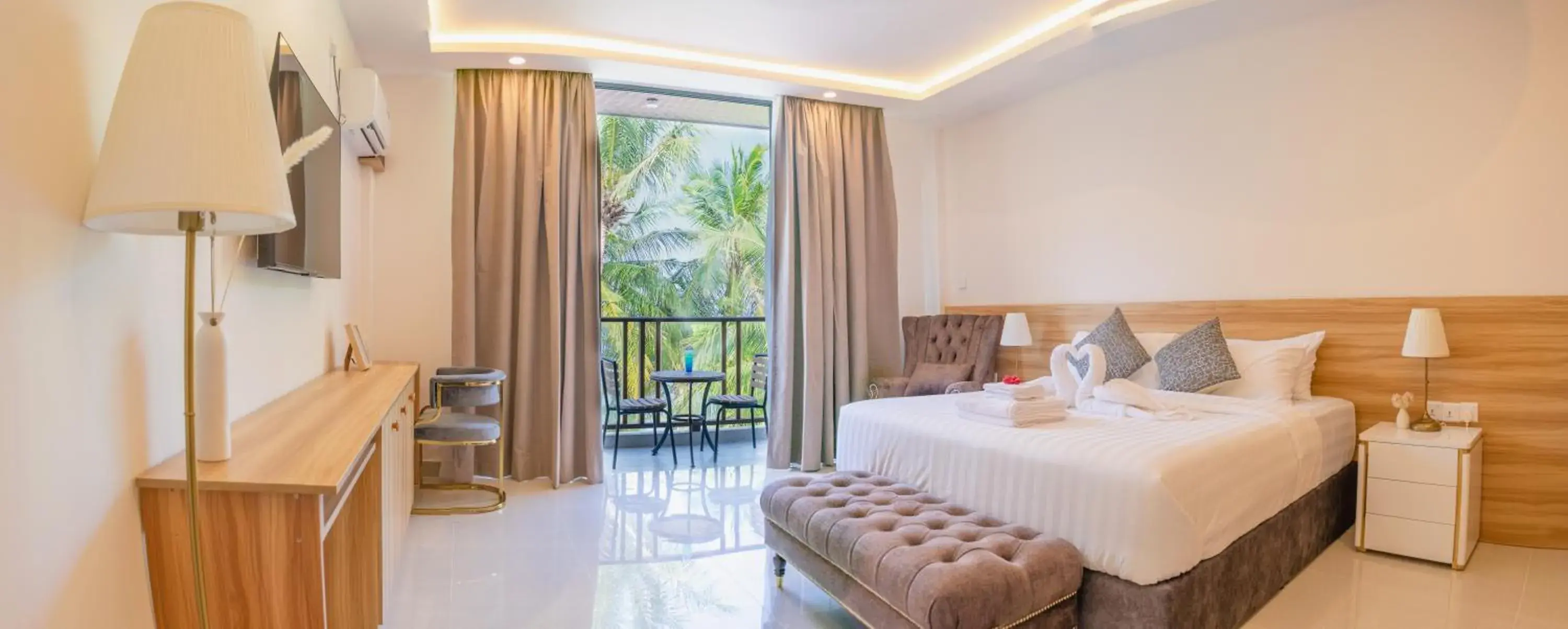 Bed in Chak’z 1964 Beach Bed in Chak’z 1964 Beach