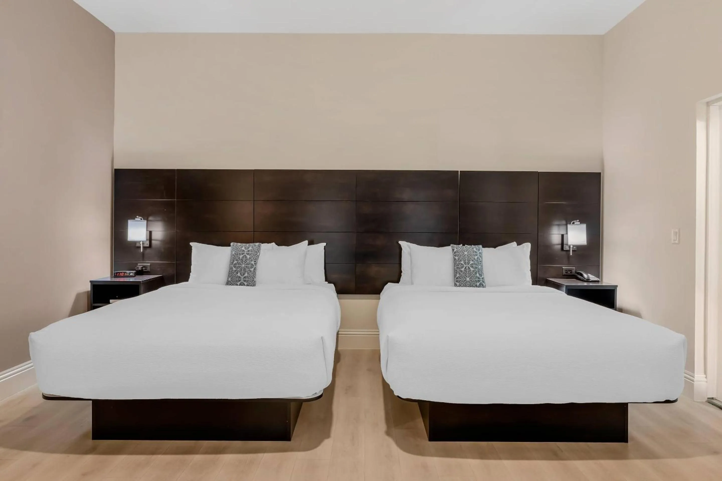 Bedroom, Bed in Grant Street Inn, an Ascend Collection Hotel