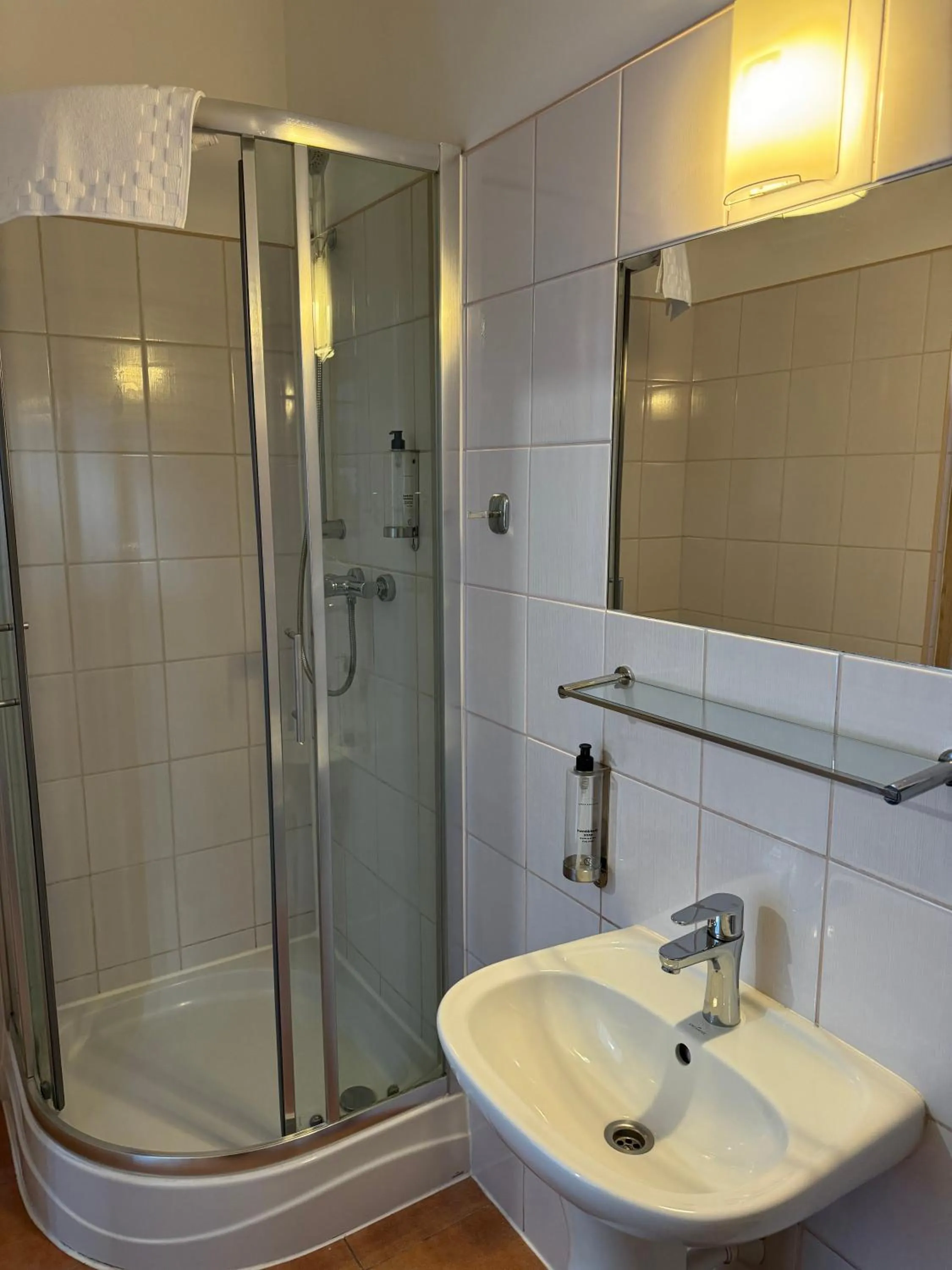 Shower in IRIS Aparthotel