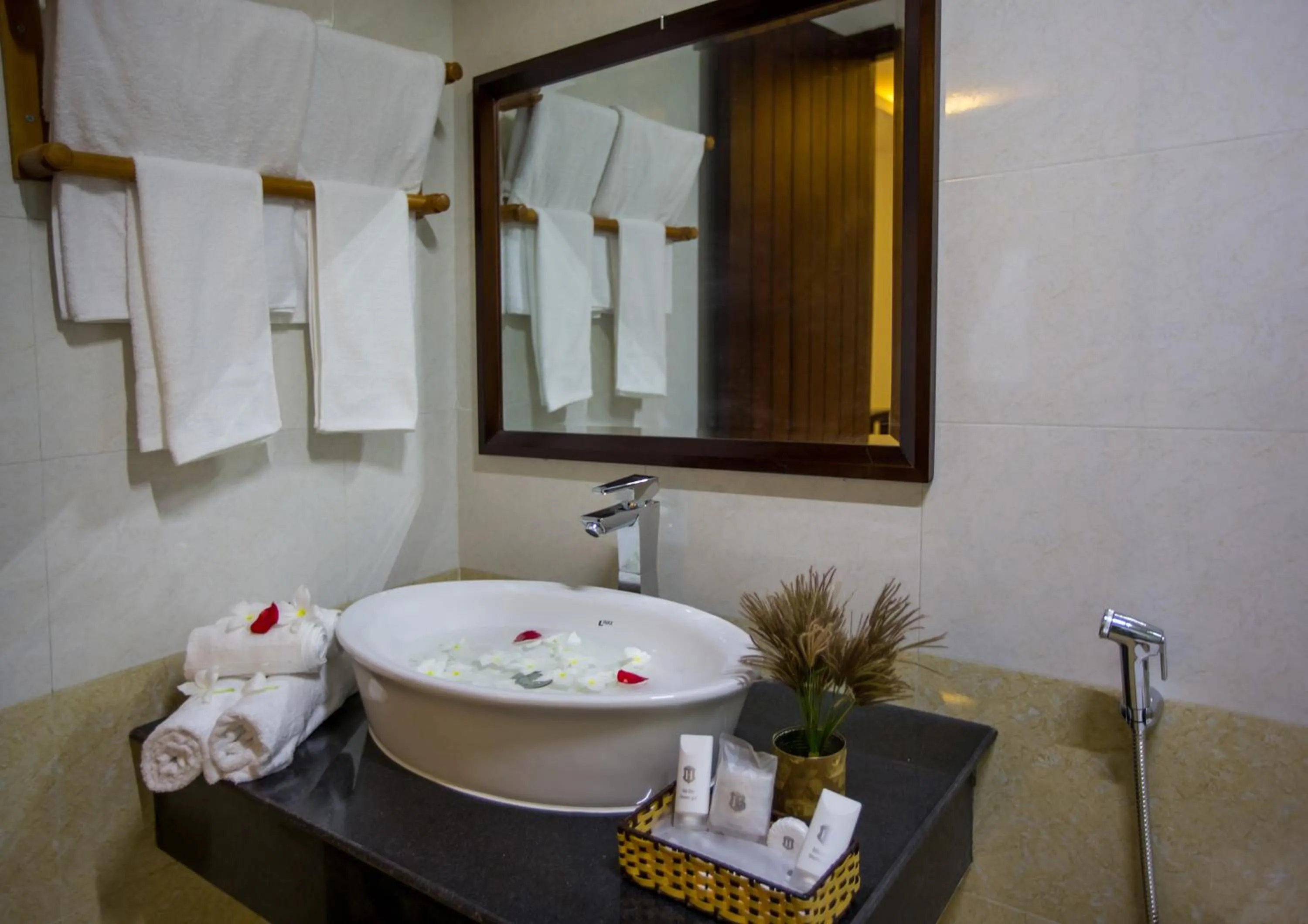 Bathroom in Han Huyen Homestay