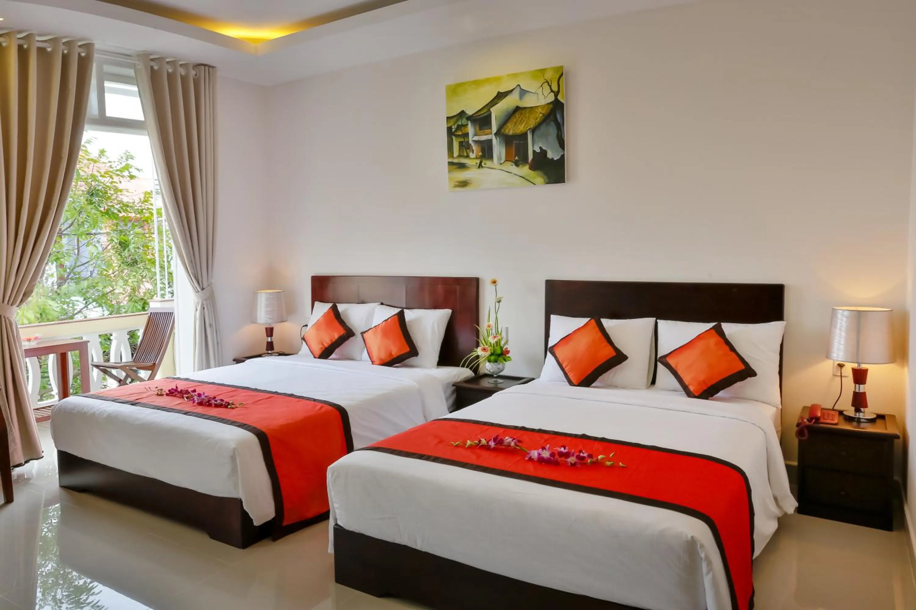 Day, Bed in Han Huyen Homestay