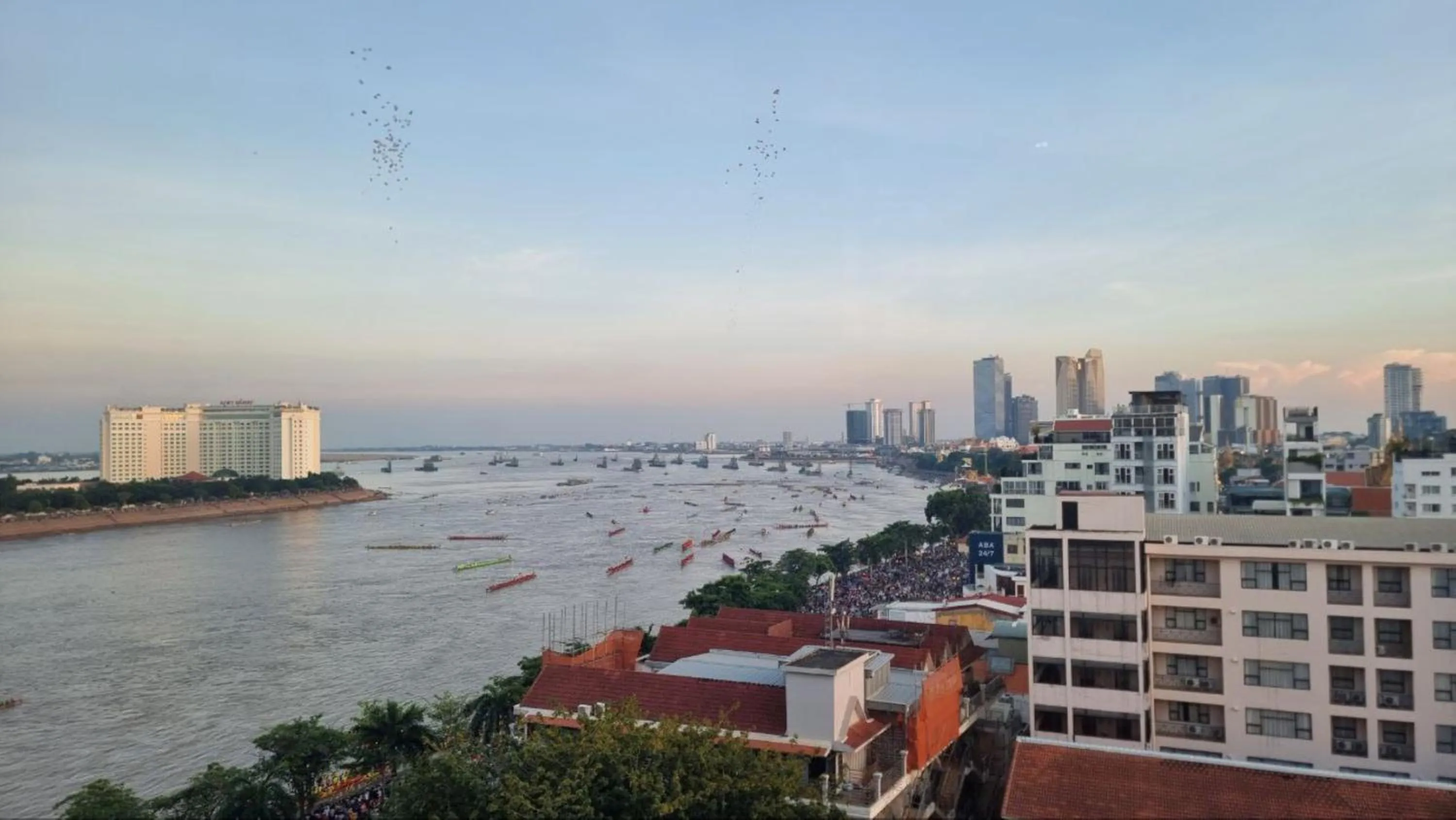 Property building in Phuminh Hotel Riverside