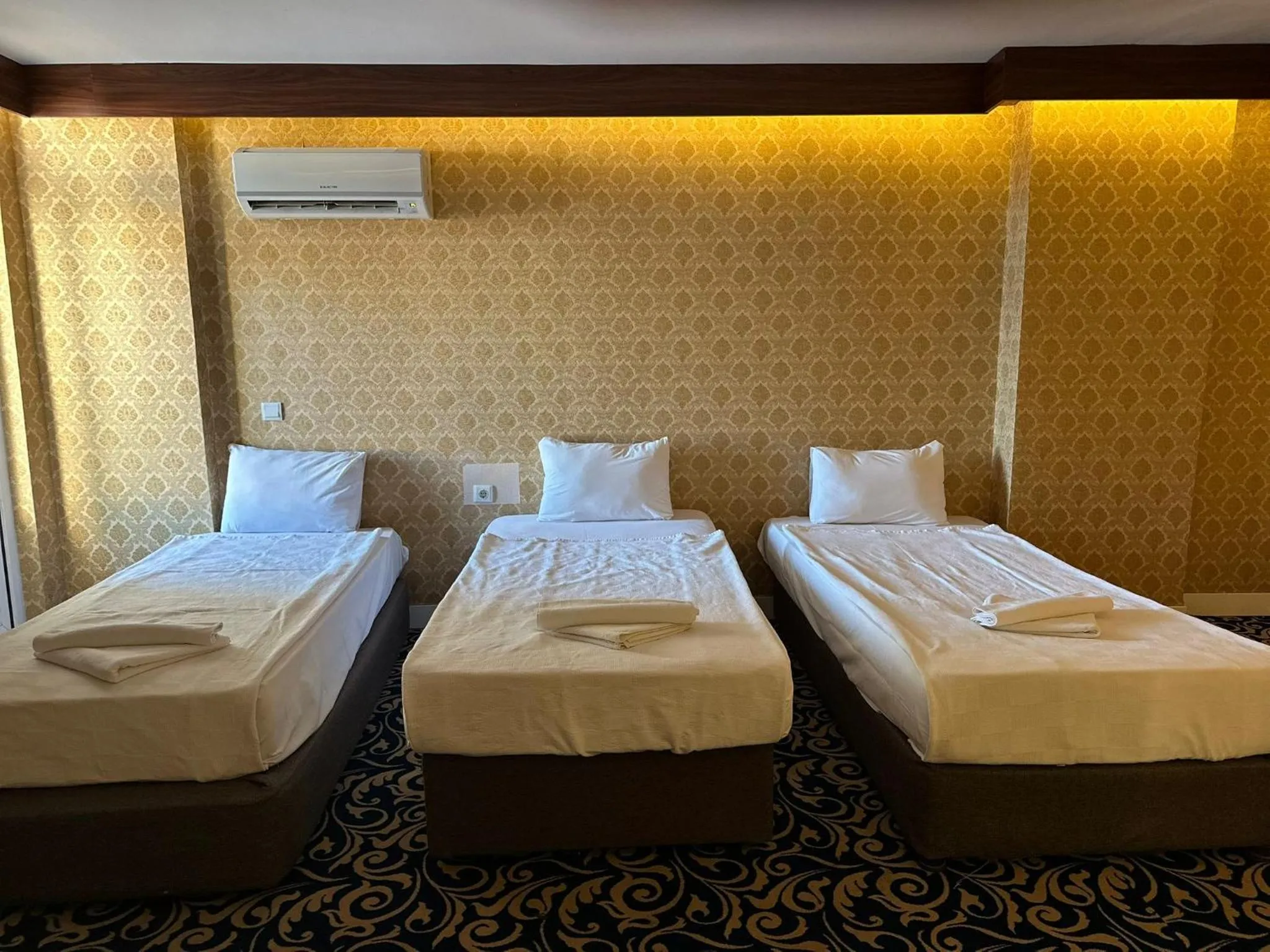 Bed in Bilgehan Hotel