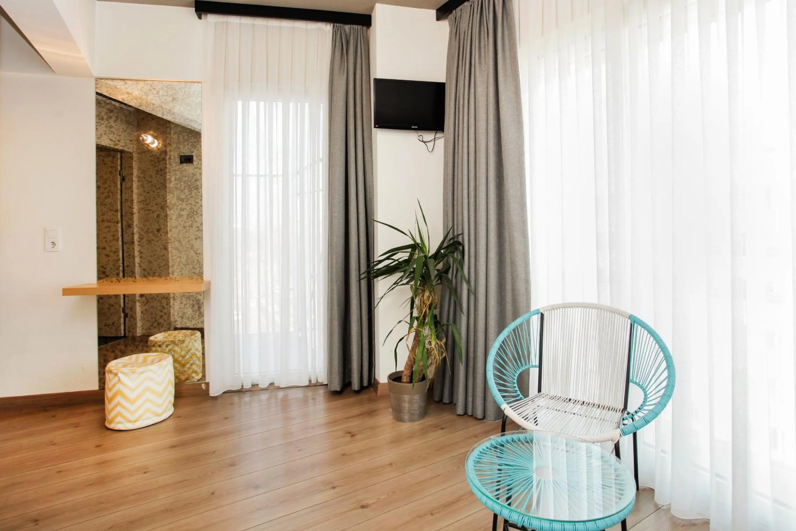 Seating area in Miller Hotel