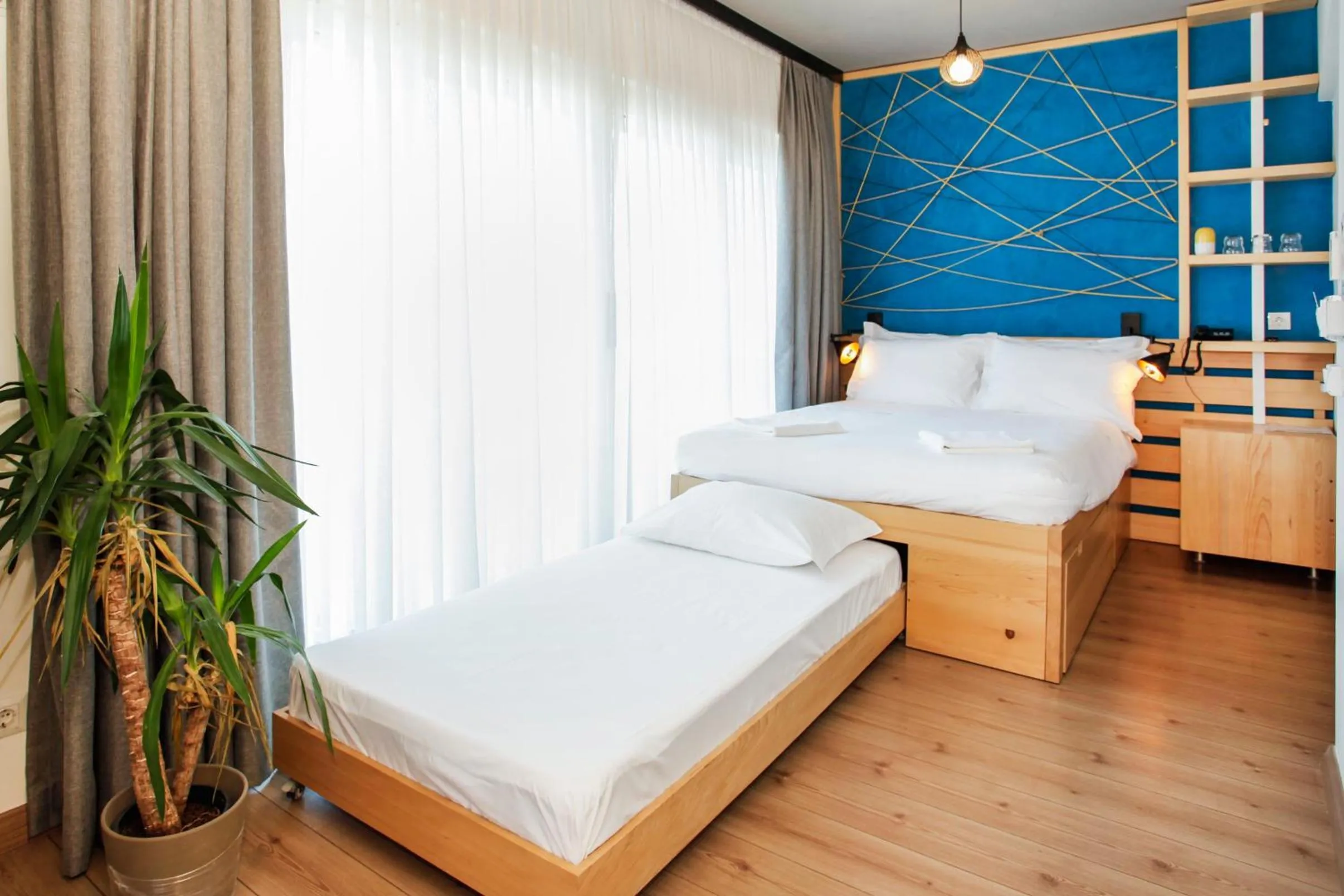 Photo of the whole room, Bed in Miller Hotel