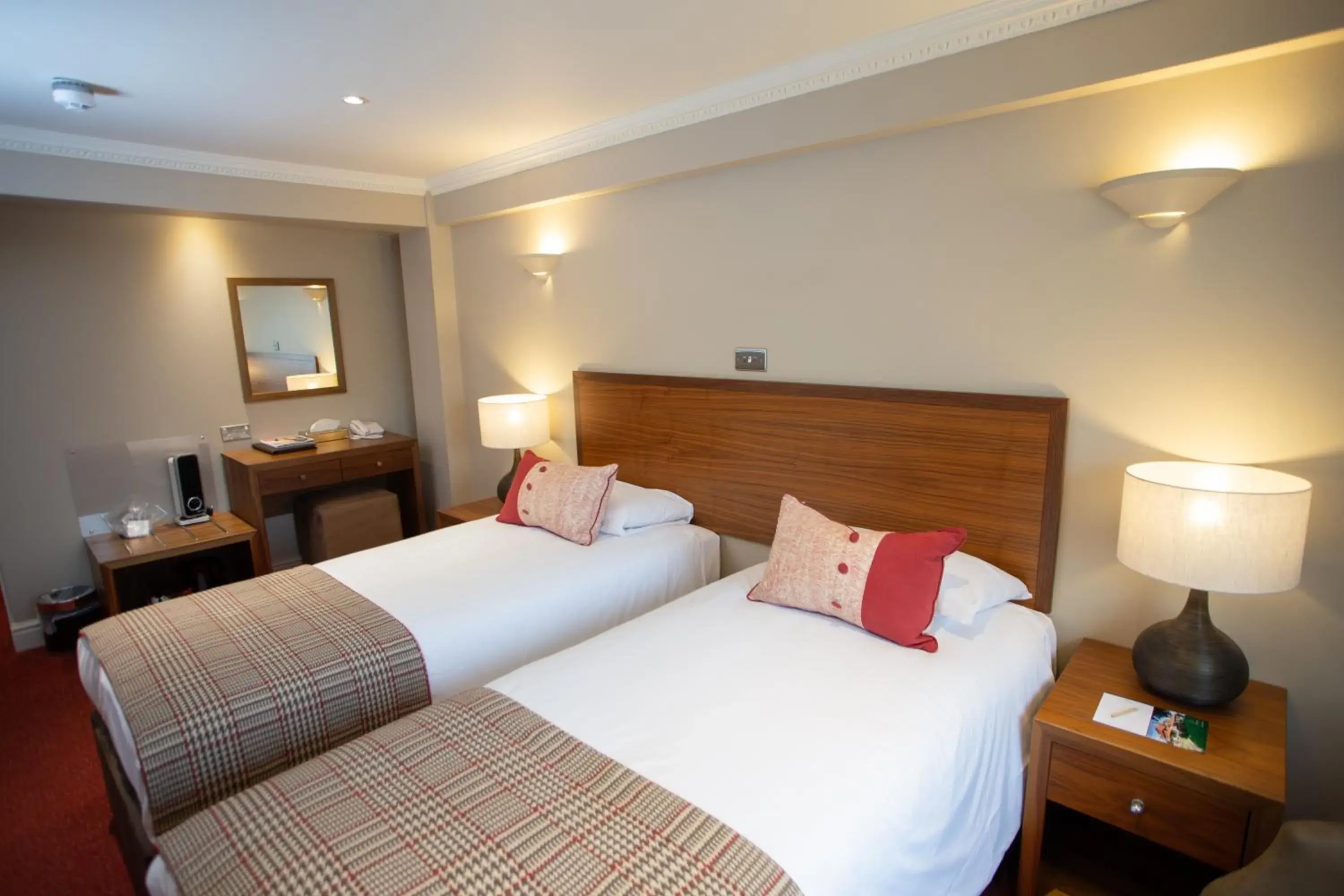 Twin Room in Stirrups Hotel Twin Room in Stirrups Hotel