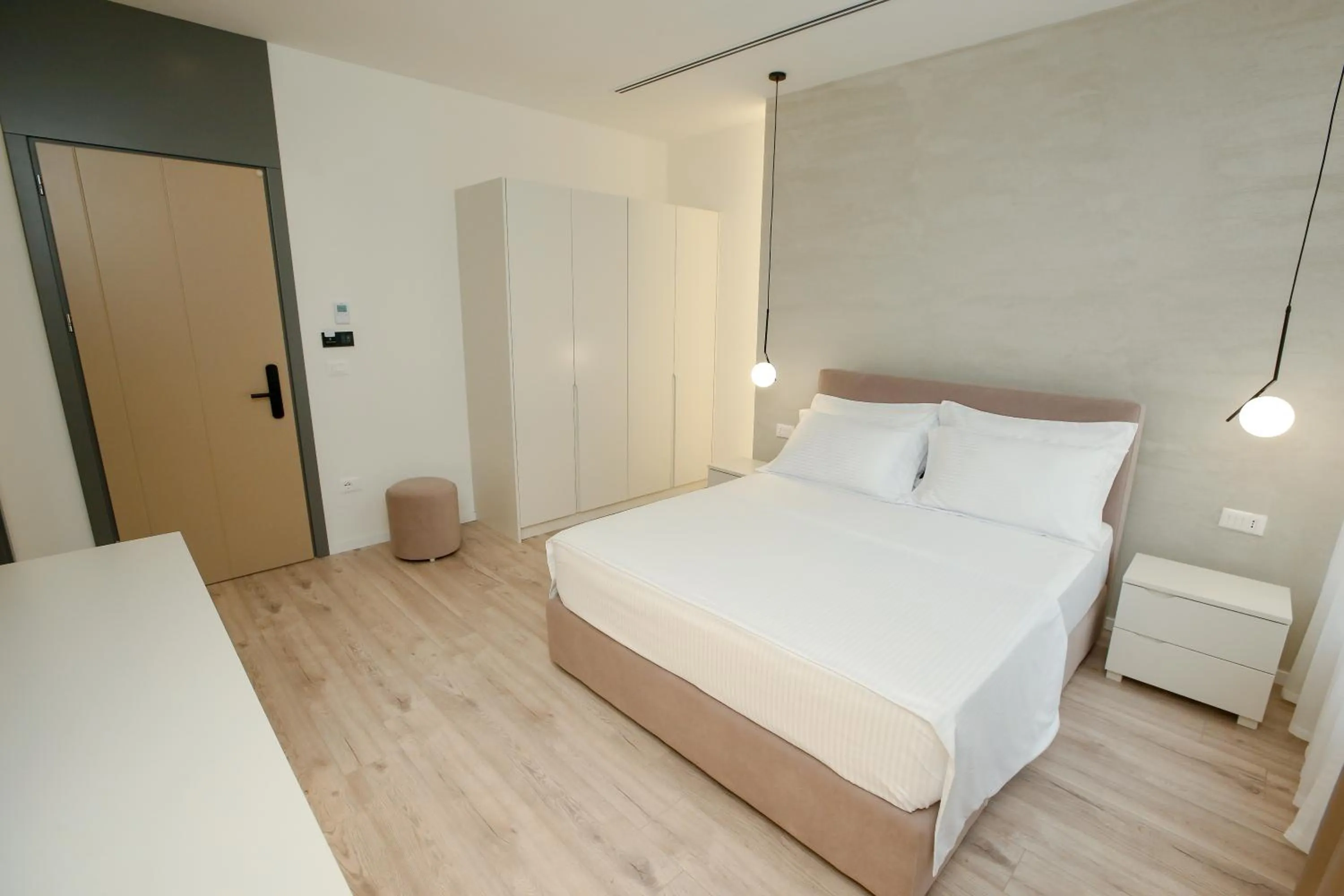 Bed in NÓS Luxury Rooms Shkoder