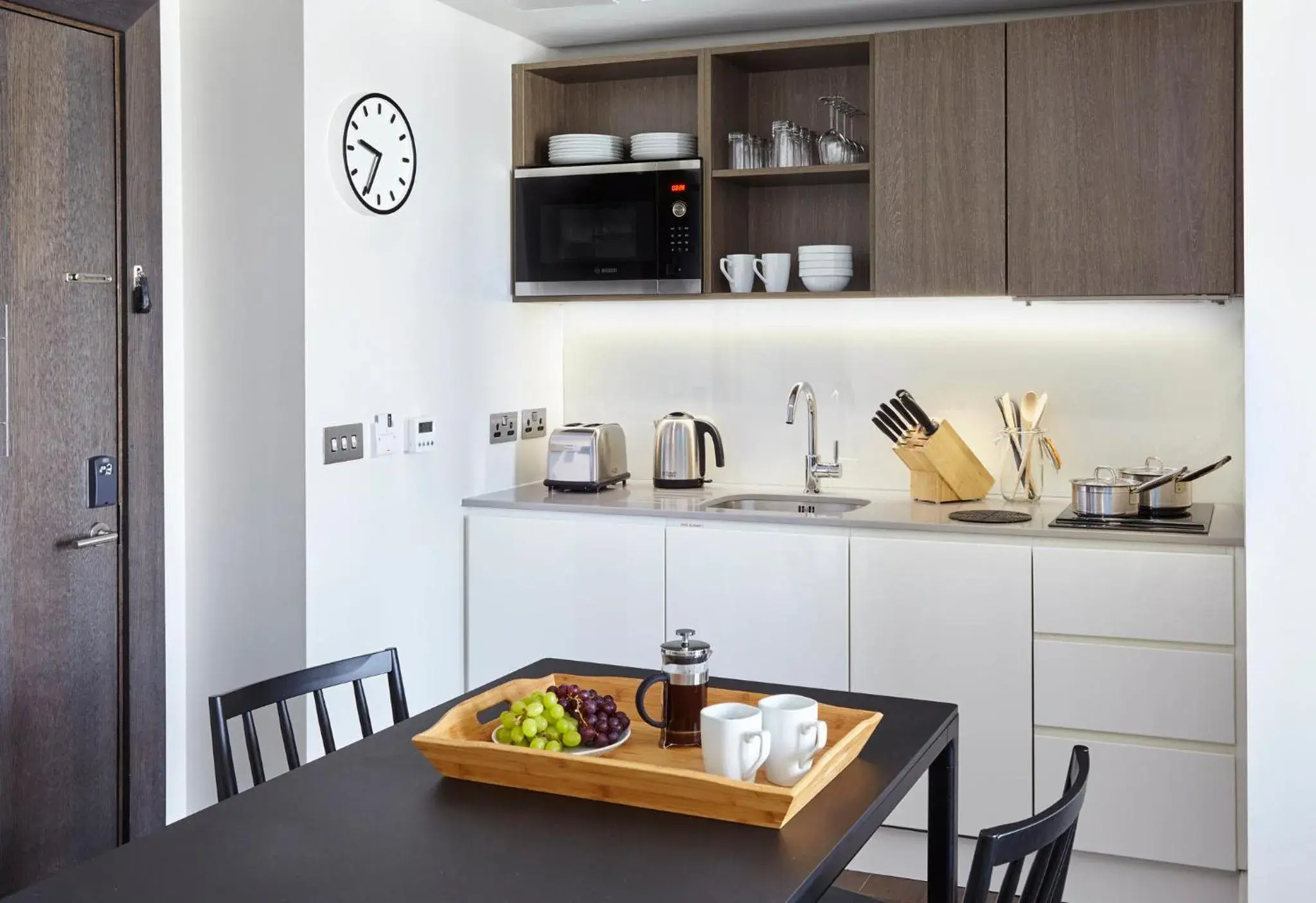 Photo of the whole room in Staybridge Suites London-Vauxhall by IHG Photo of the whole room in Staybridge Suites London-Vauxhall by IHG