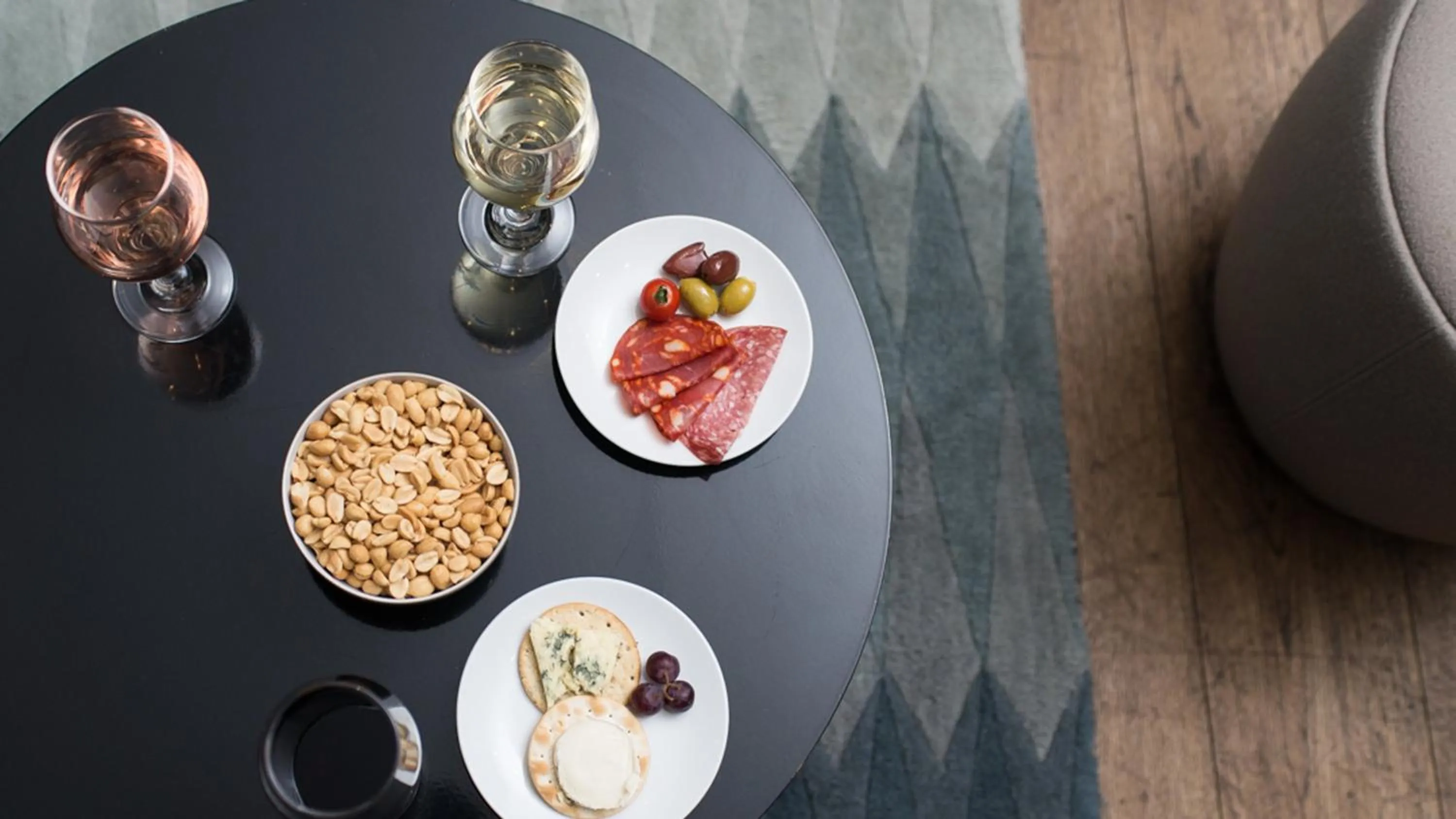 Restaurant/places to eat in Staybridge Suites London-Vauxhall by IHG