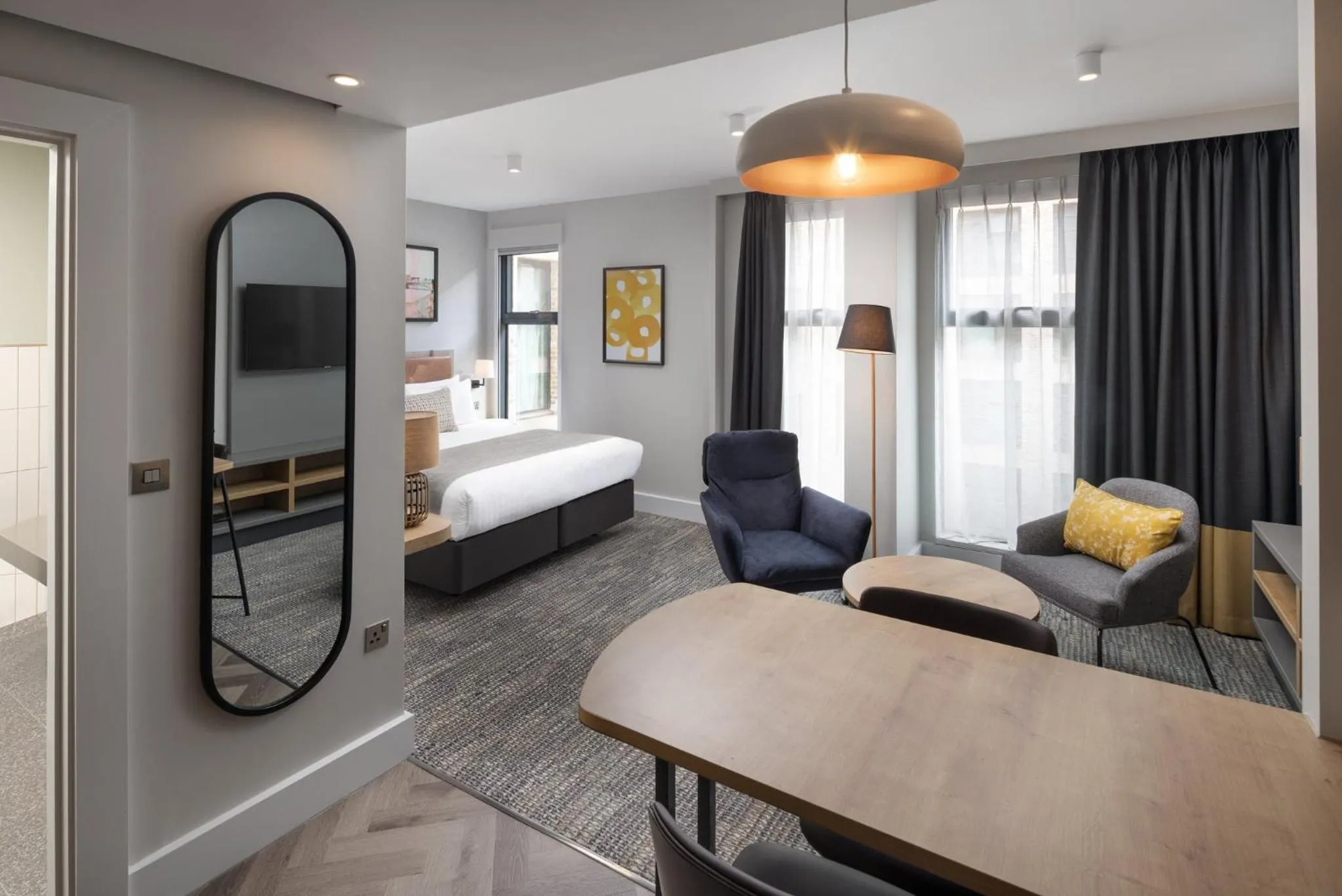 Photo of the whole room, Bed in Staybridge Suites London-Vauxhall by IHG