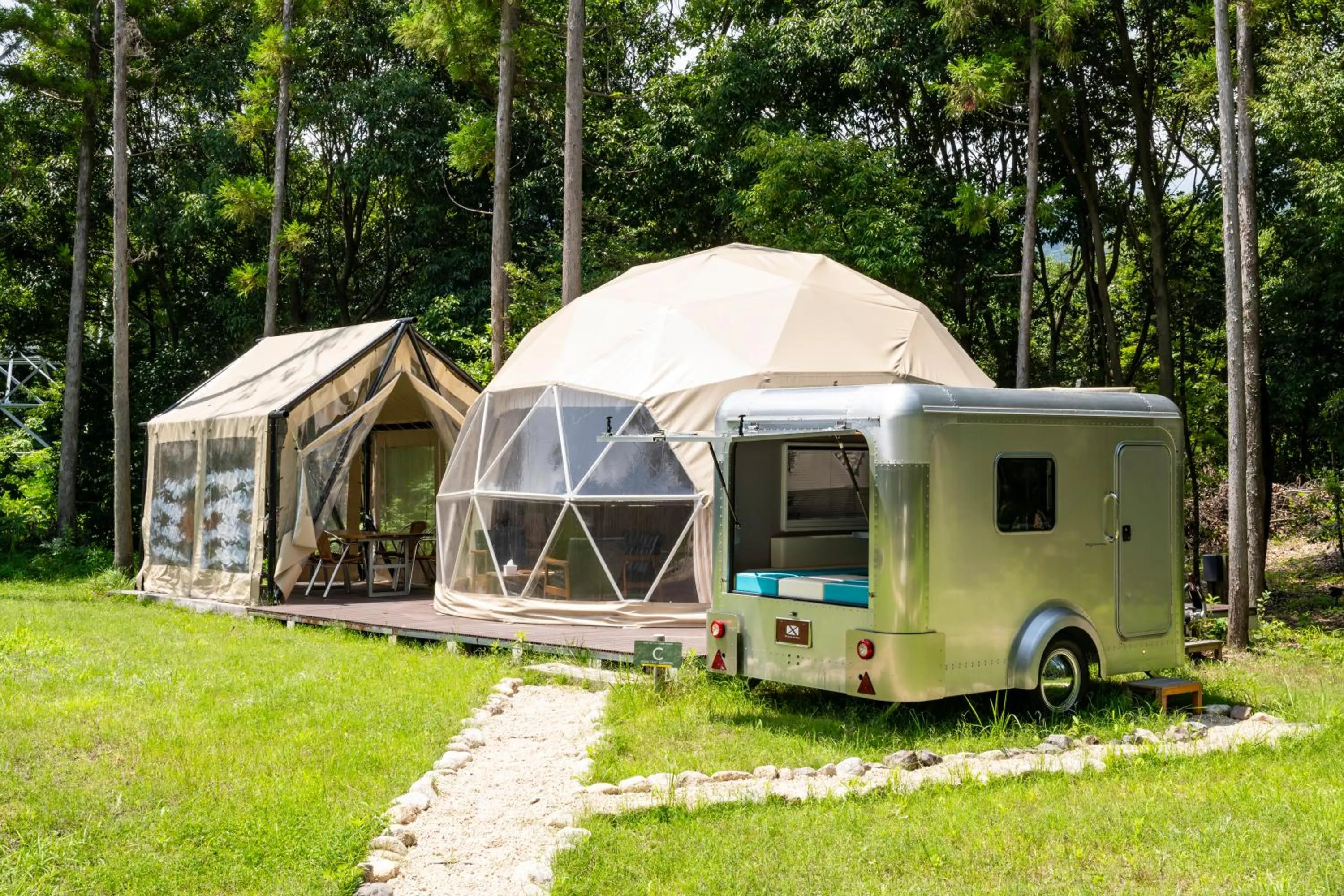 Property building in glampark FREE AND EASY CAMP RESORT　三重県