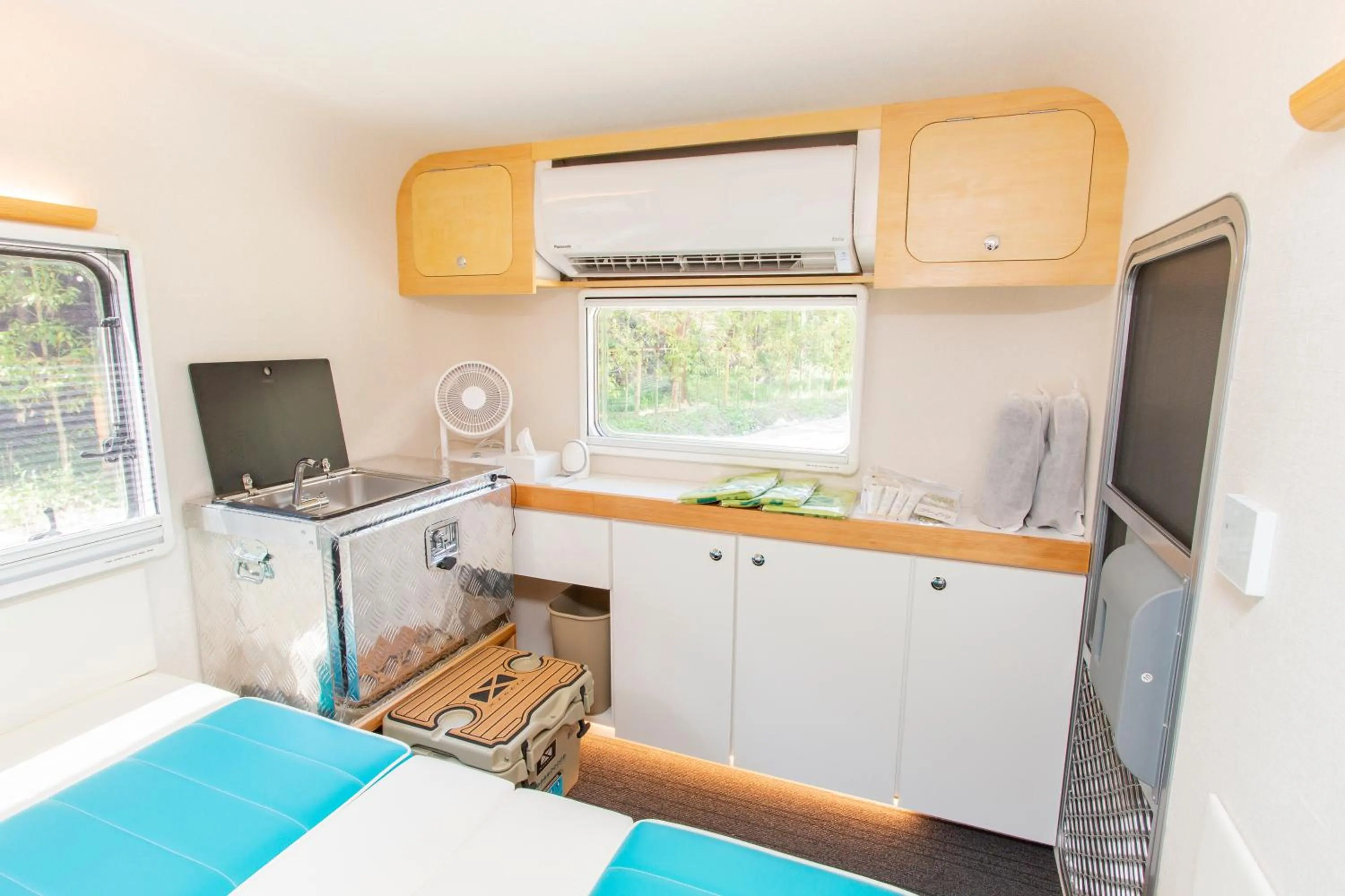 Photo of the whole room in glampark FREE AND EASY CAMP RESORT　三重県