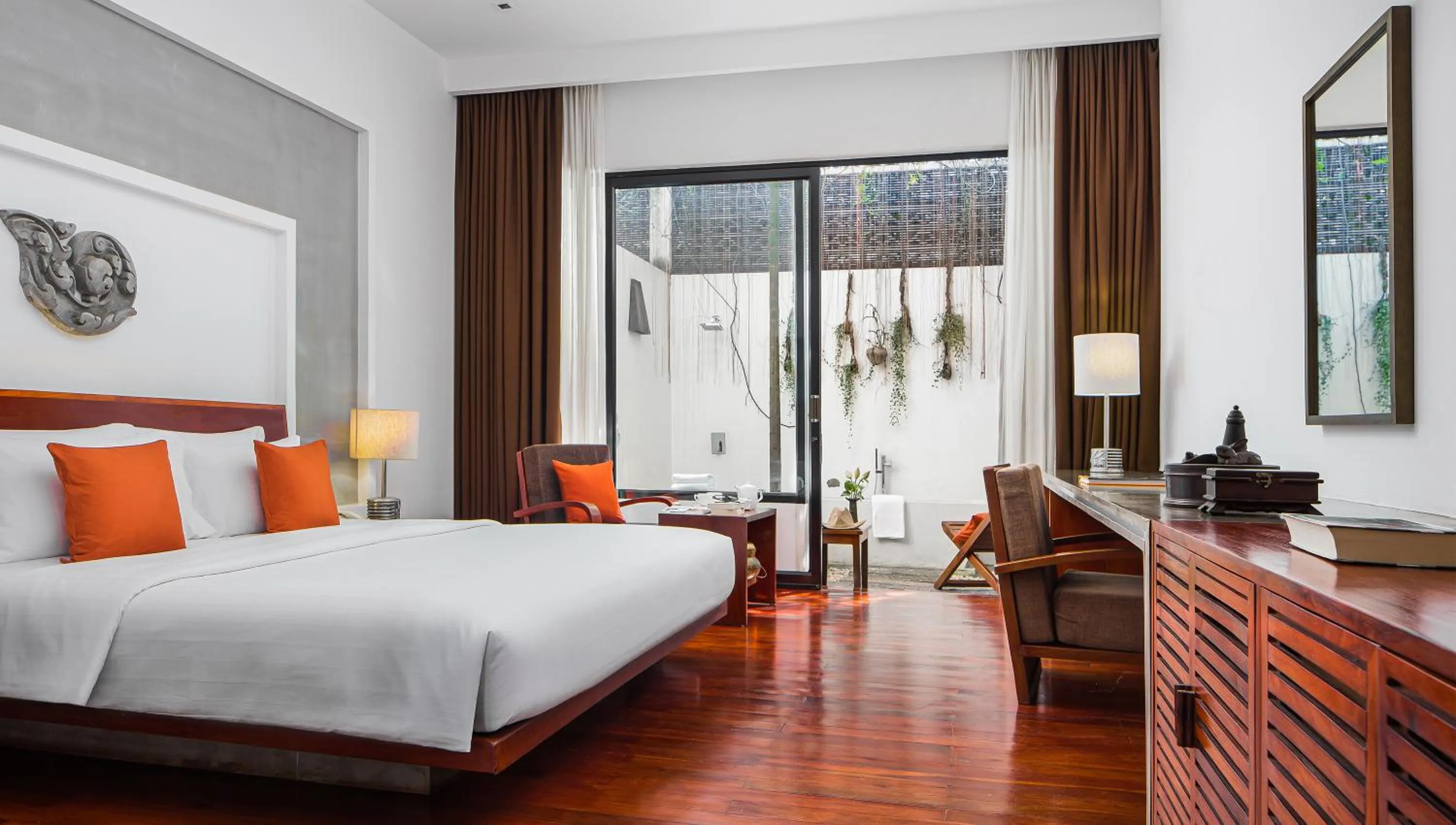 Bed in Lynnaya Urban River Resort