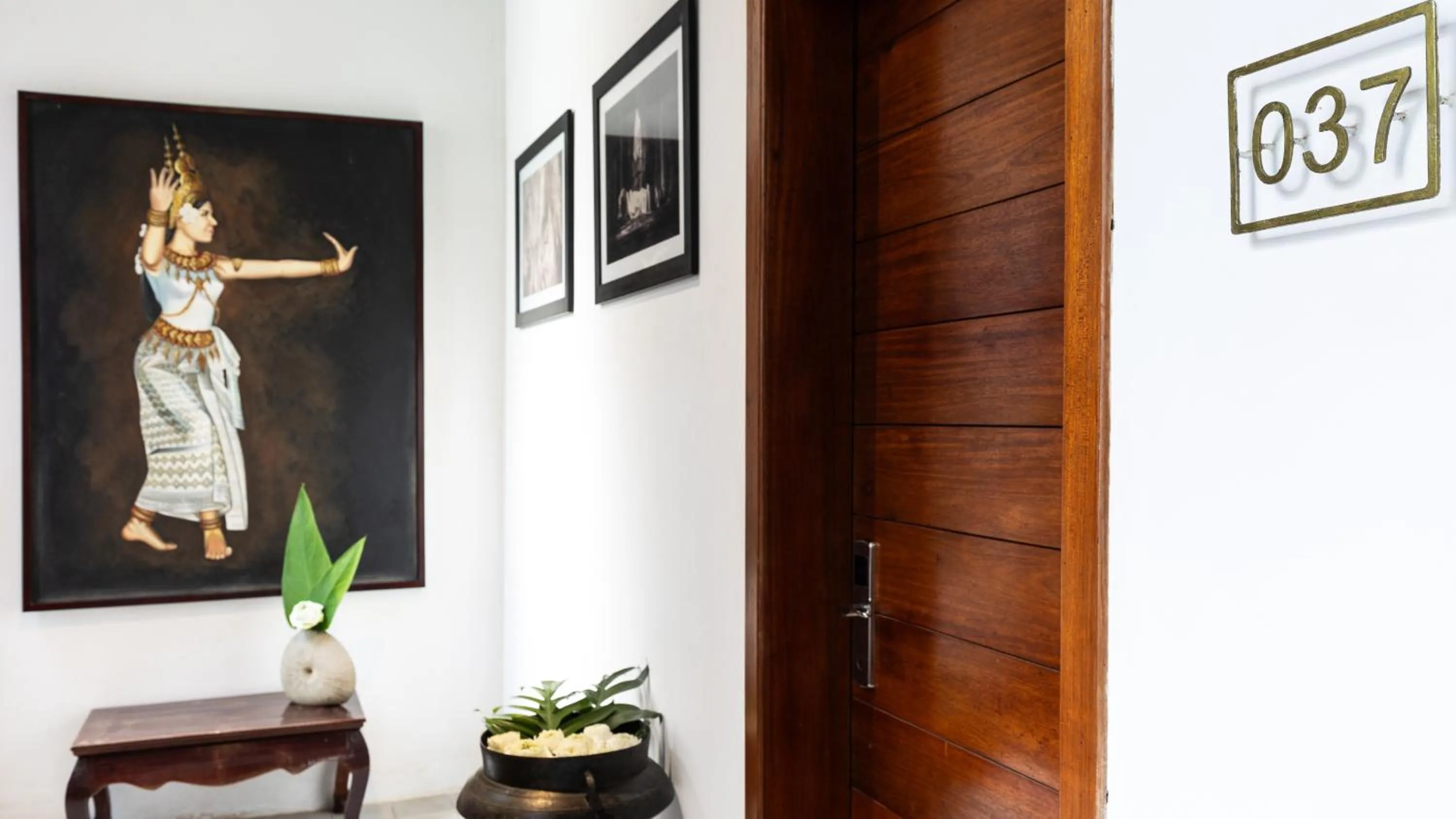 Property building in Lynnaya Urban River Resort