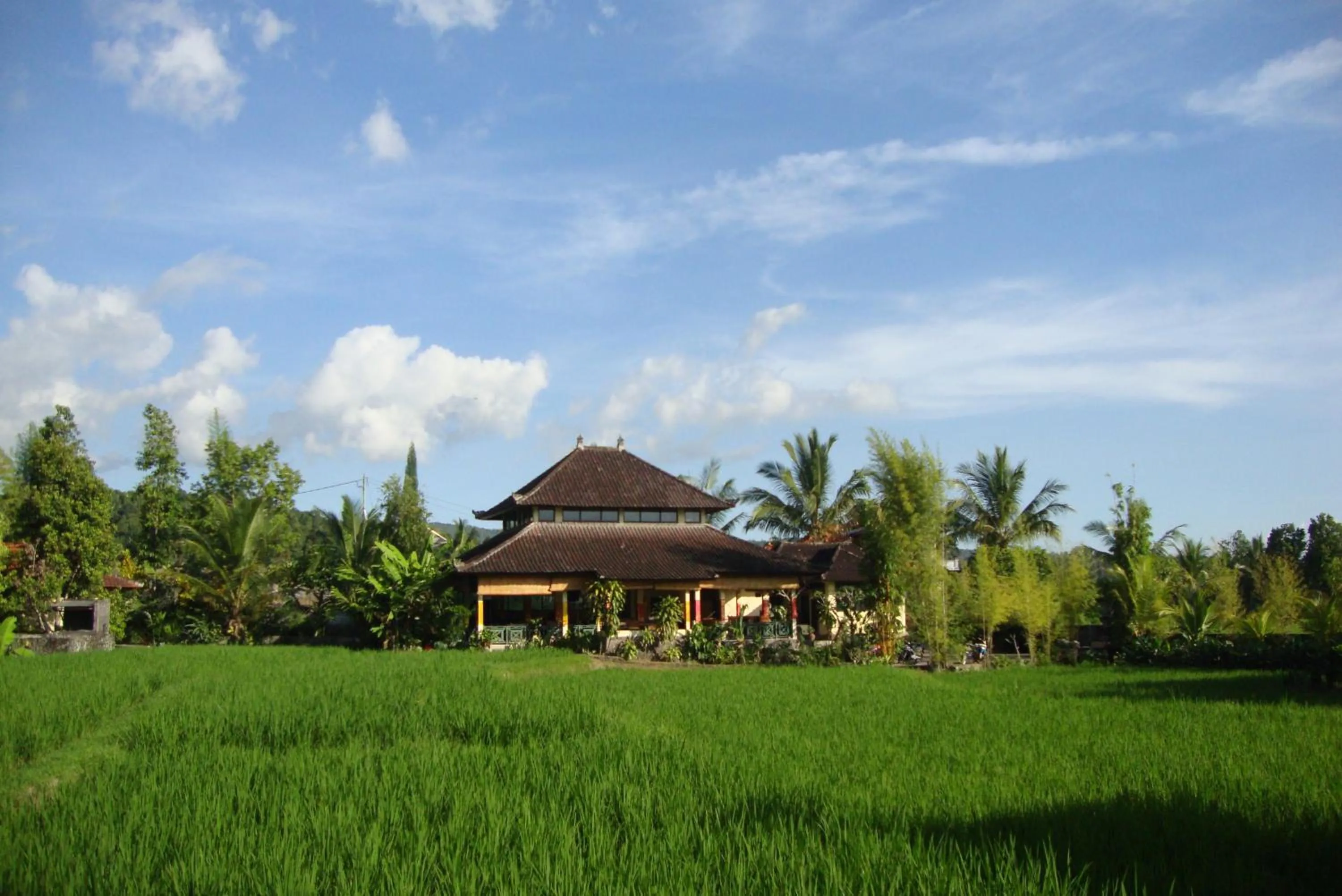 Property building in Atres Villa