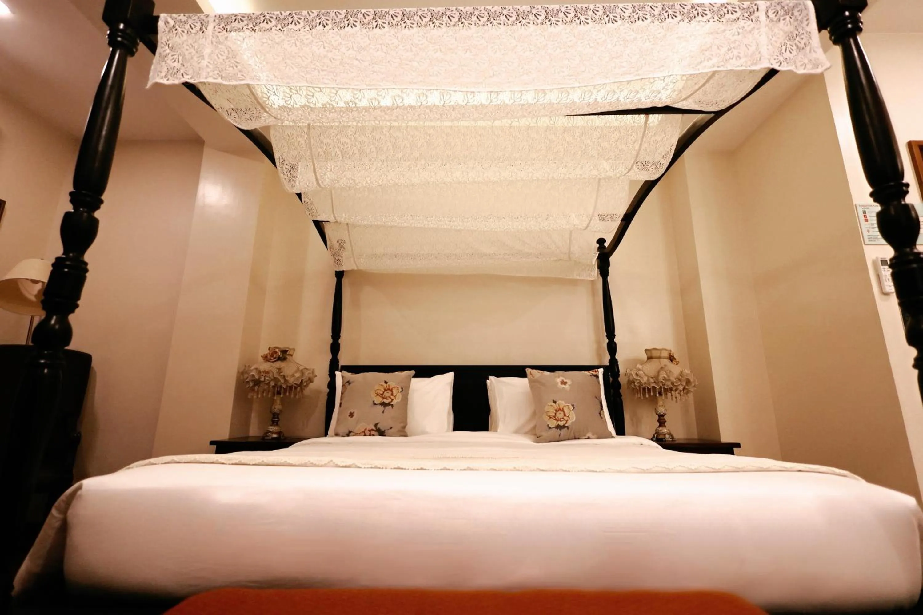 Bed in Nawa Wellness