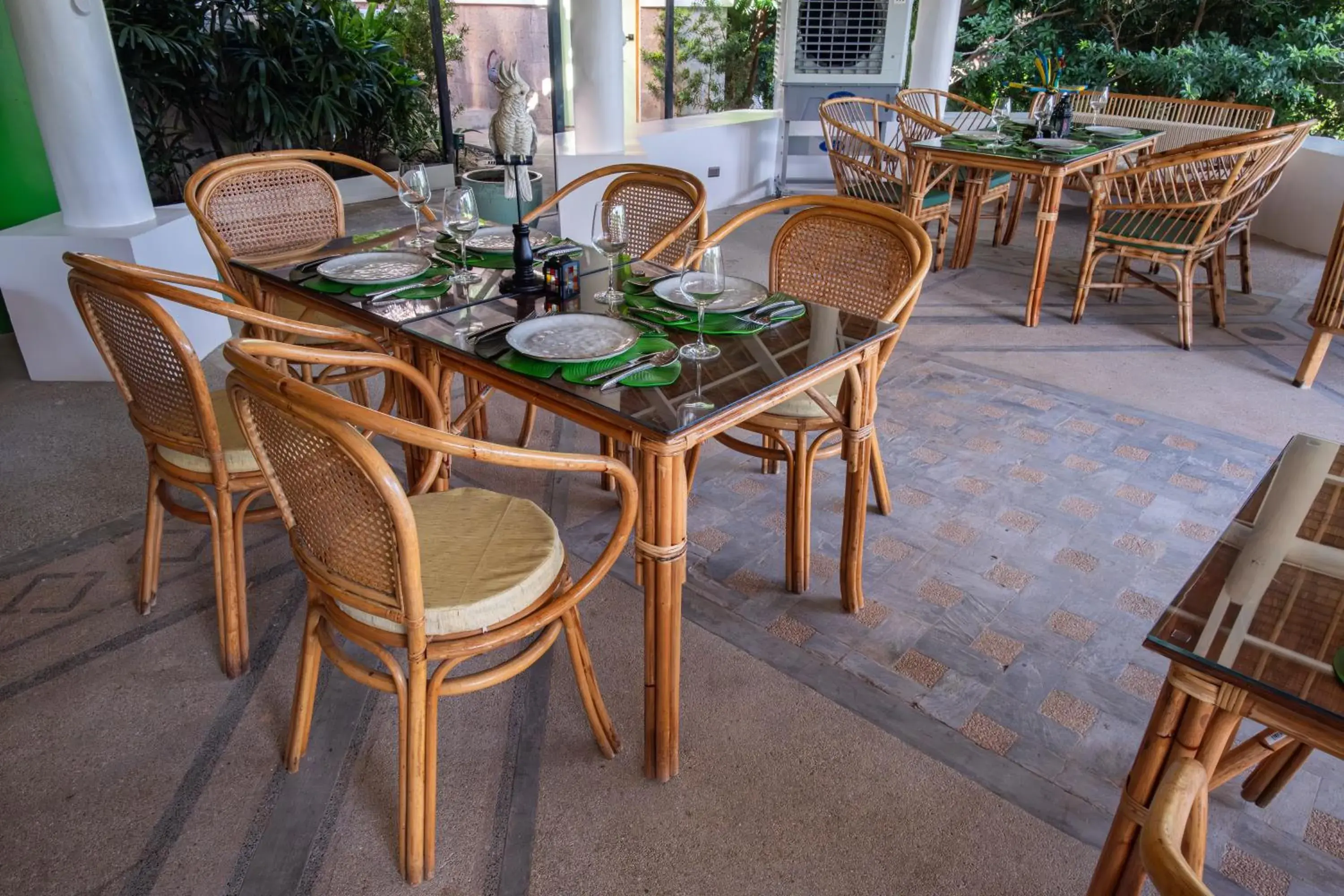 Restaurant/places to eat in Nawa Wellness Restaurant/places to eat in Nawa Wellness