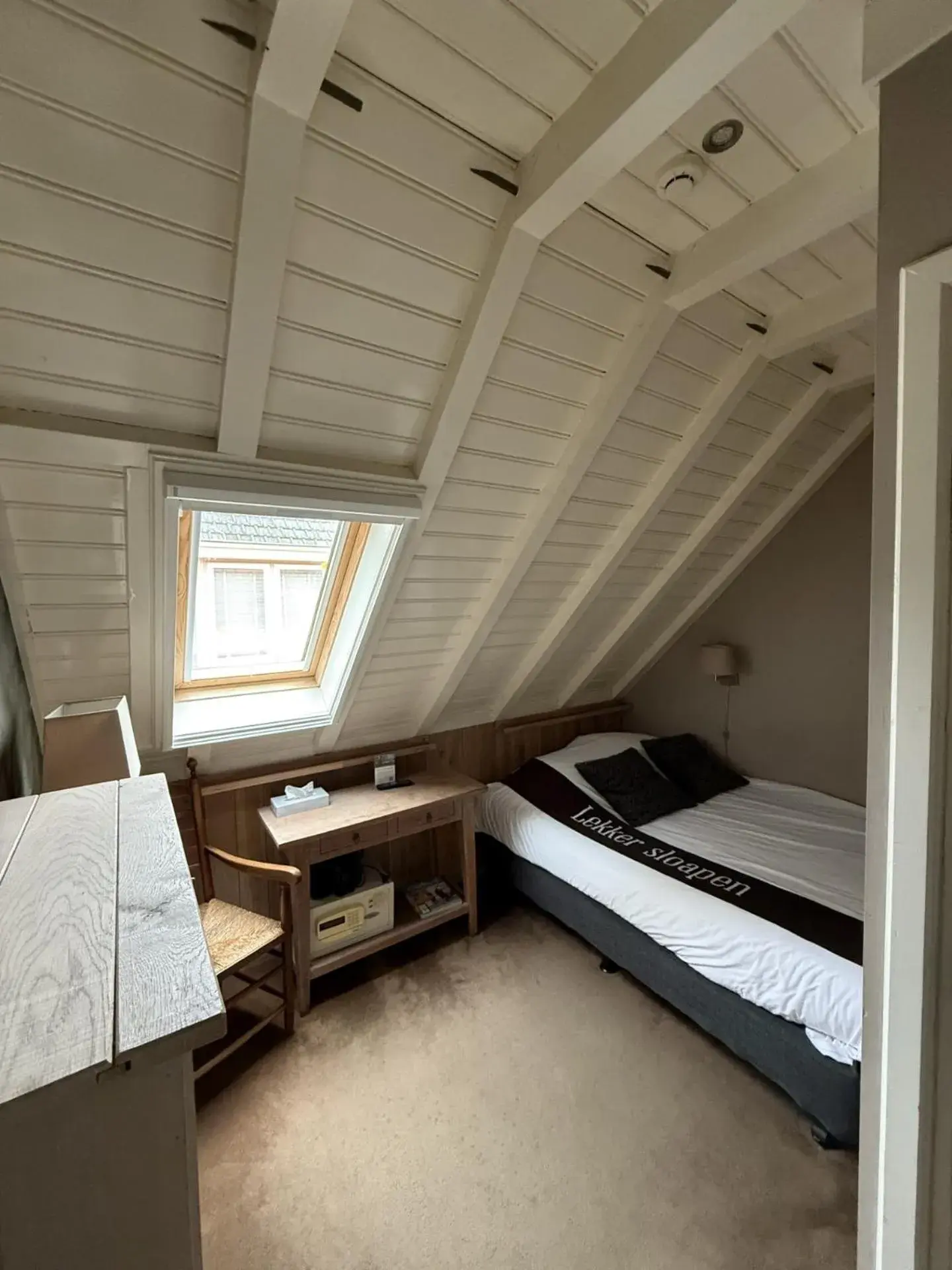 Single Room with Private Bathroom - single occupancy in Herberg de Gouden Leeuw Single Room with Private Bathroom - single occupancy in Herberg de Gouden Leeuw