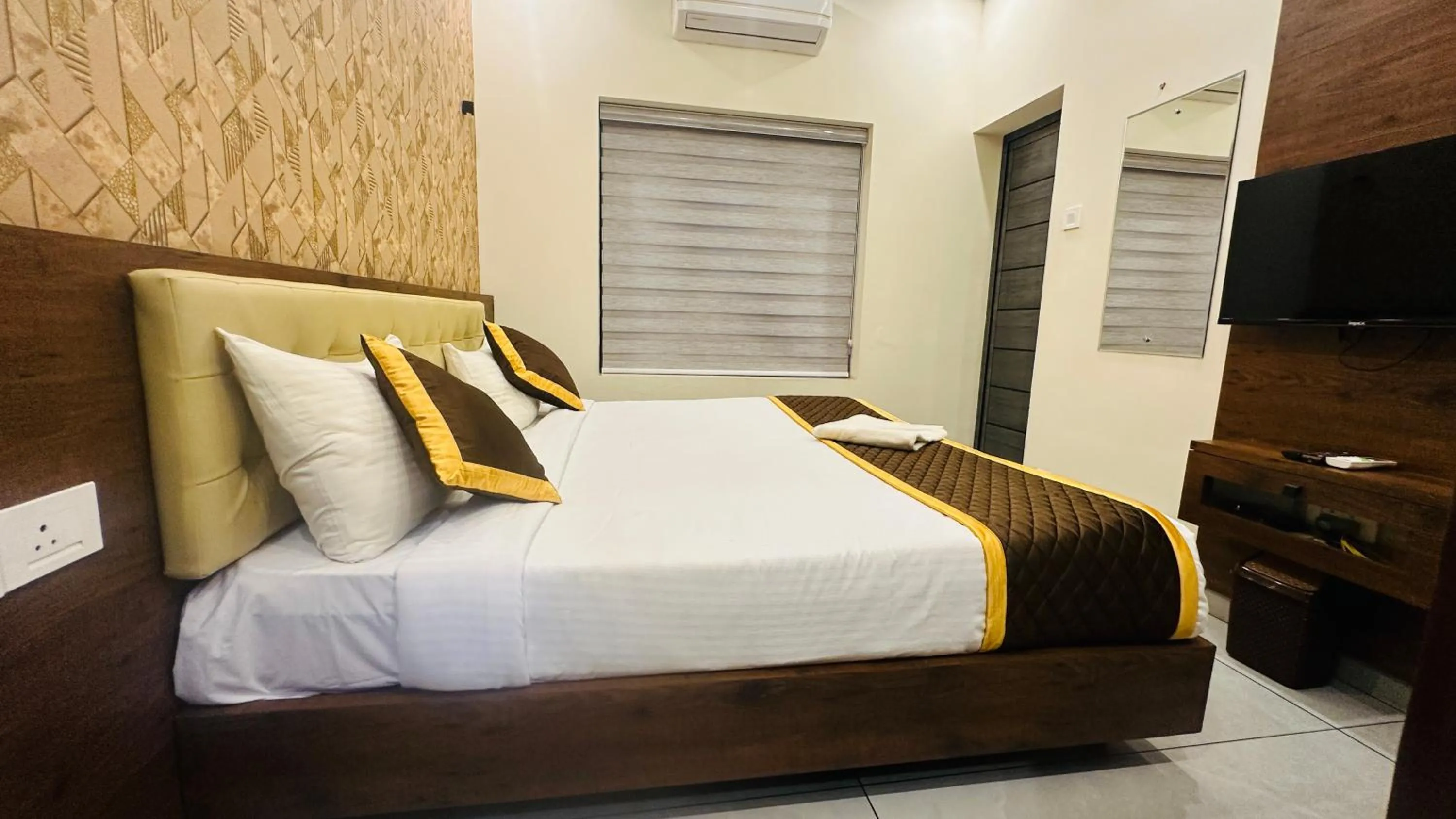 Bed in Kovilakam Achutham