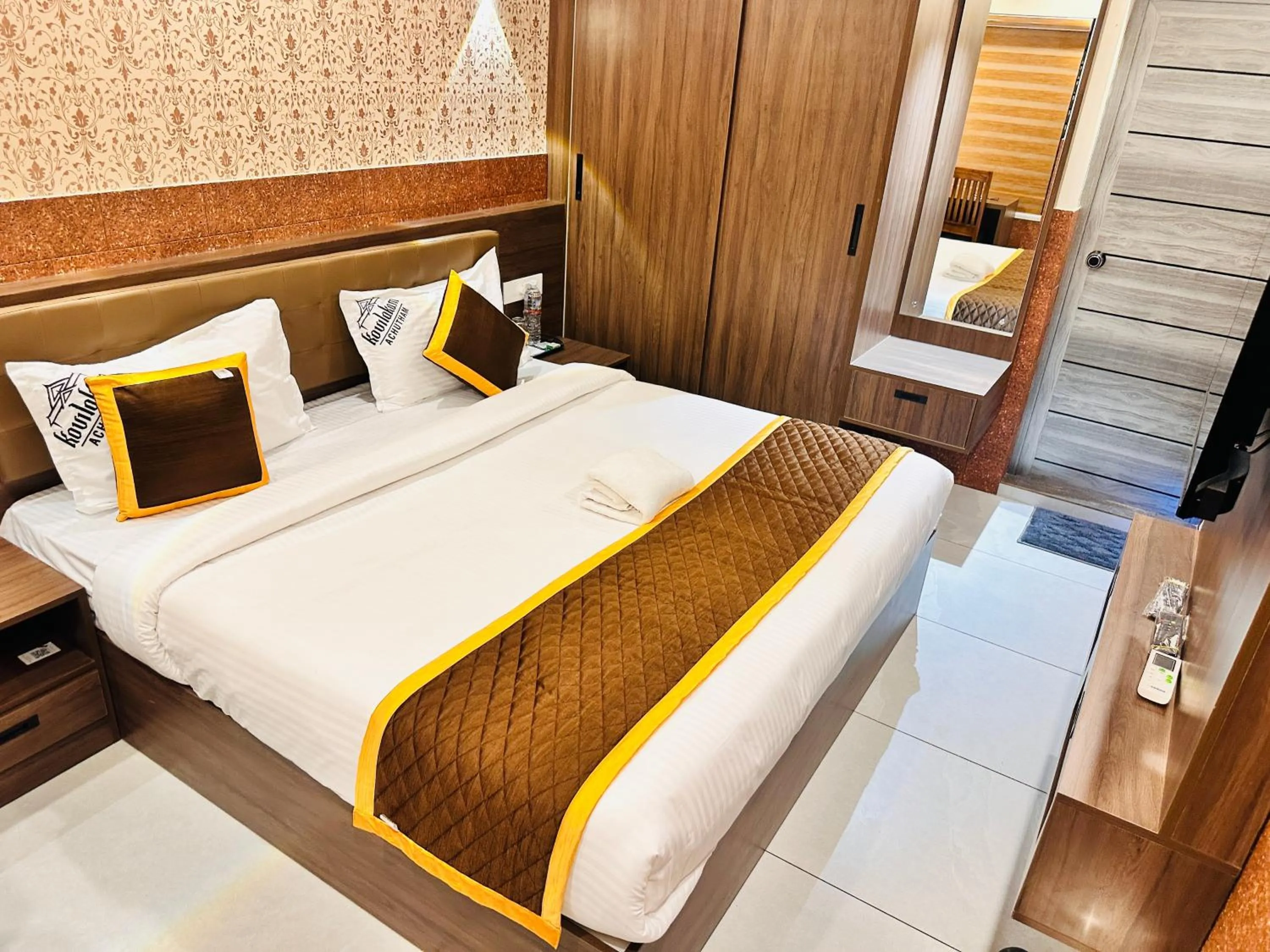 Bed in Kovilakam Achutham