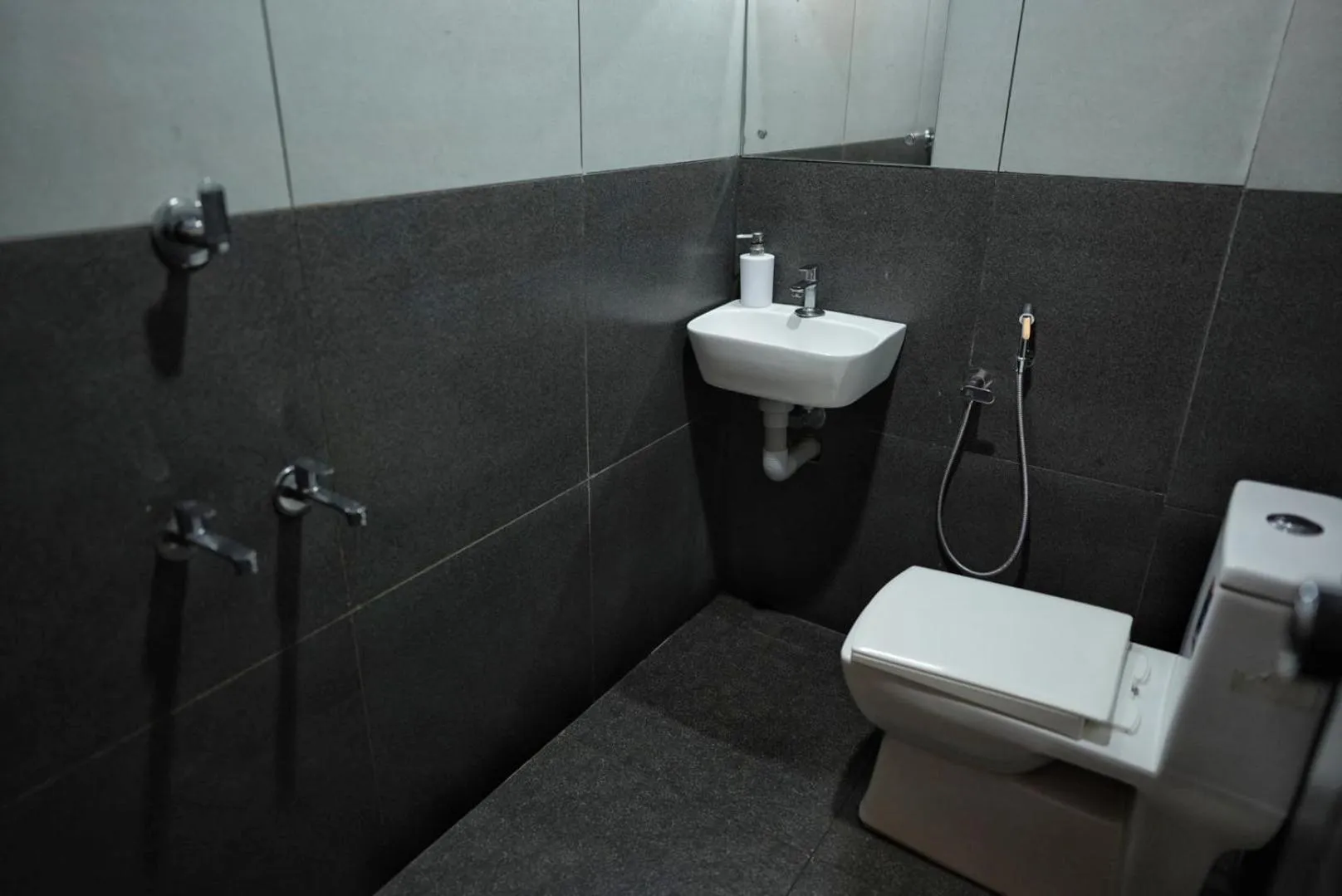Bathroom in Kovilakam Achutham