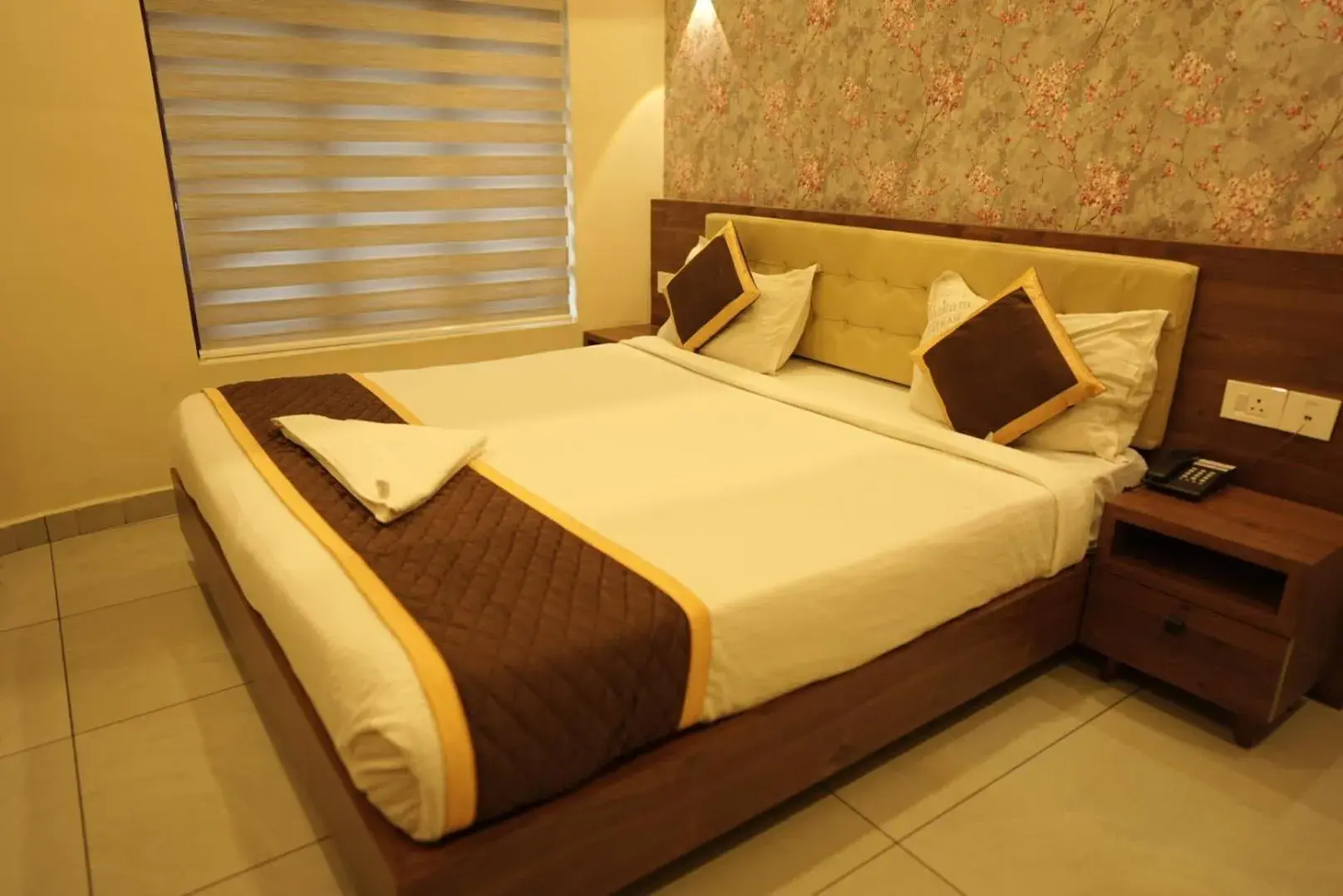 Bed in Kovilakam Achutham Bed in Kovilakam Achutham