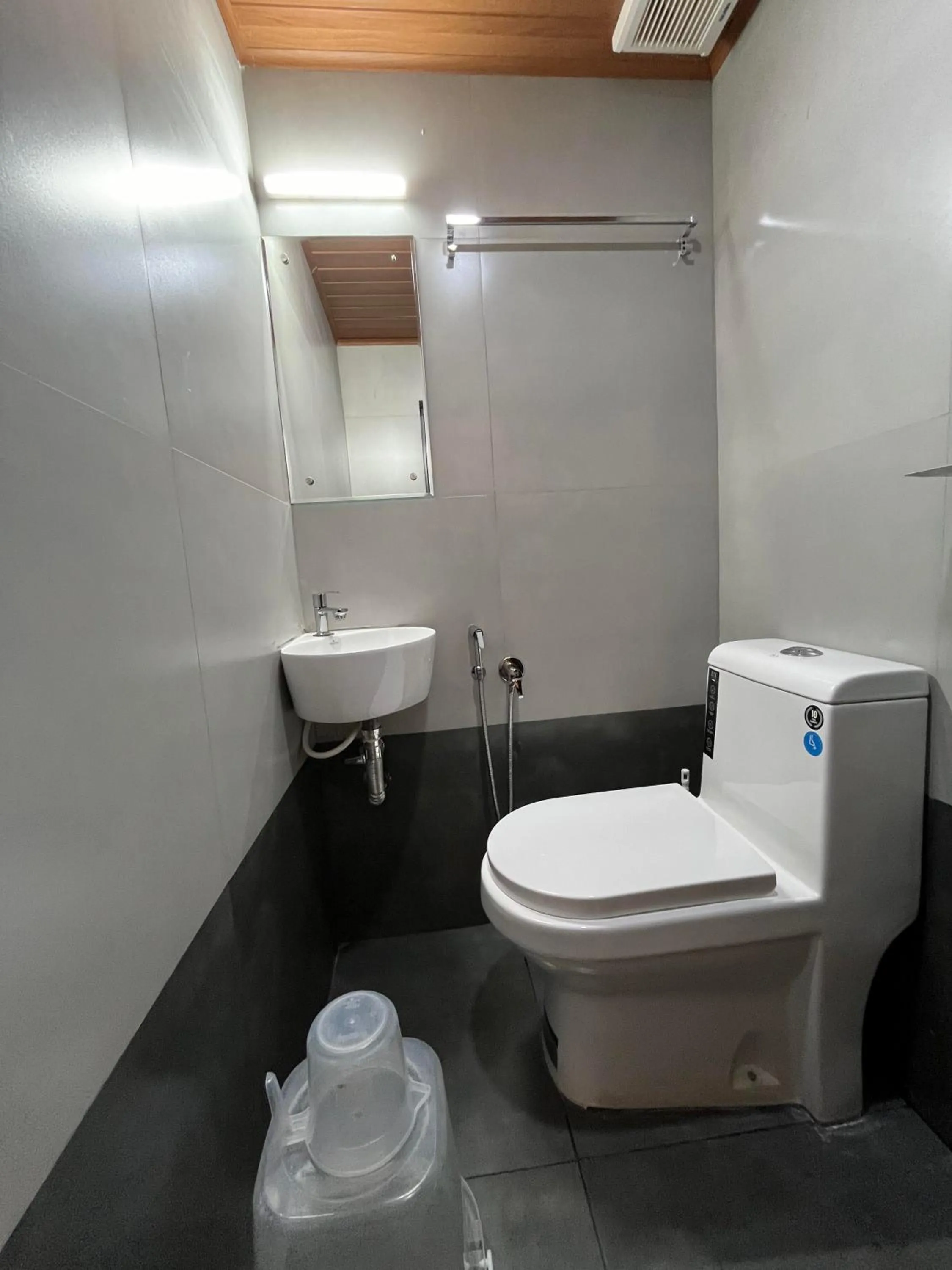 Bathroom in Kovilakam Achutham