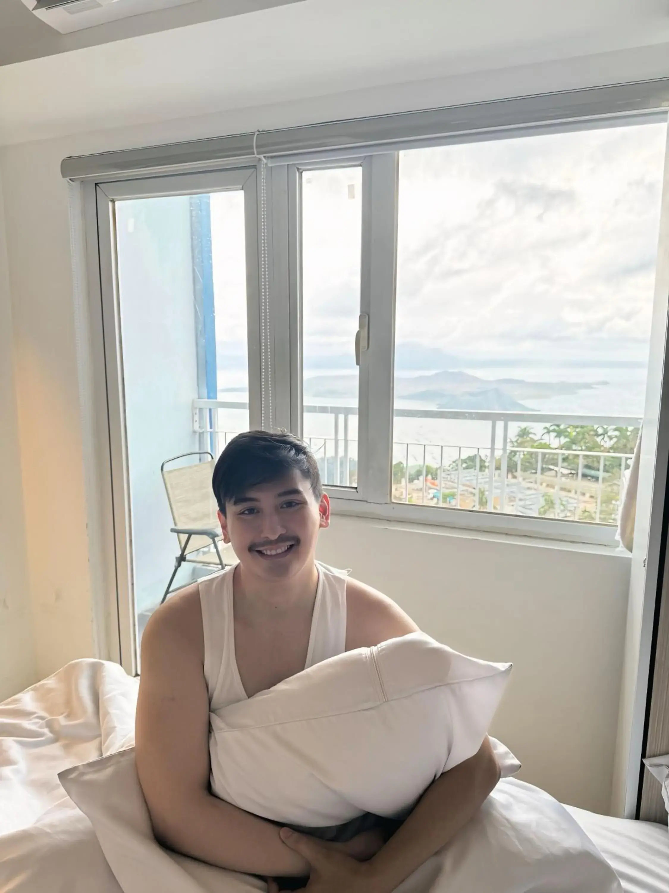Bed in JT Tagaytay Suites Bed in JT Tagaytay Suites