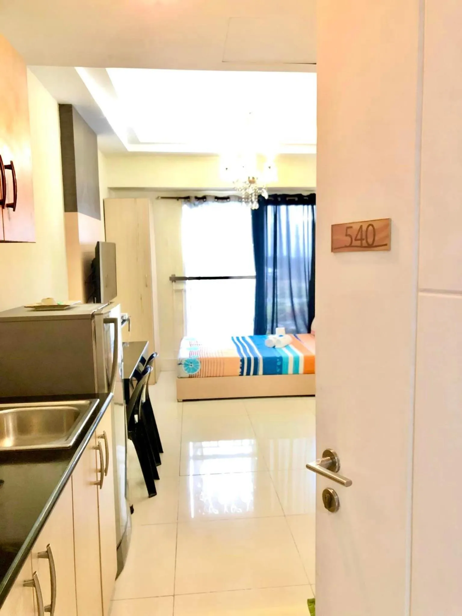 Photo of the whole room in JT Tagaytay Suites