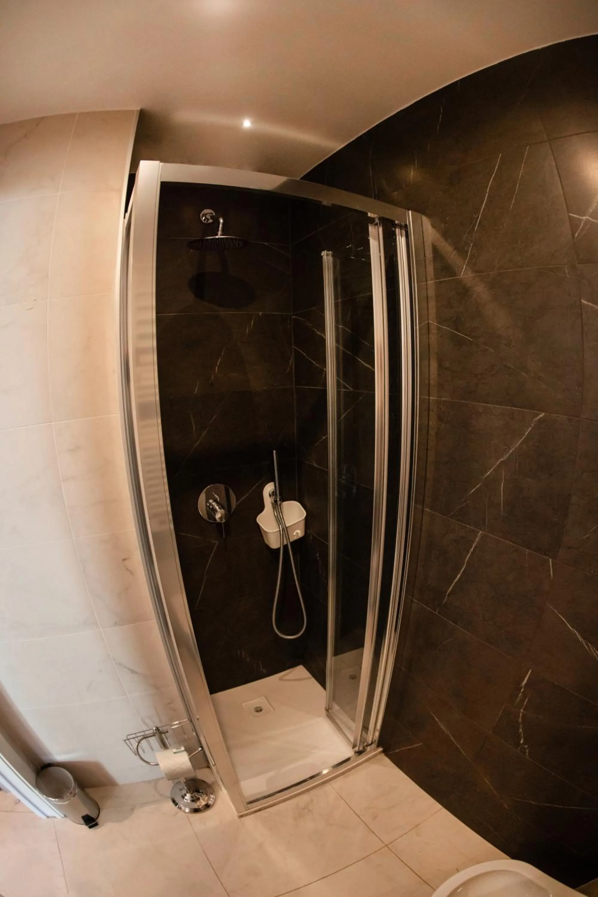 Shower in La Residenza Isabella