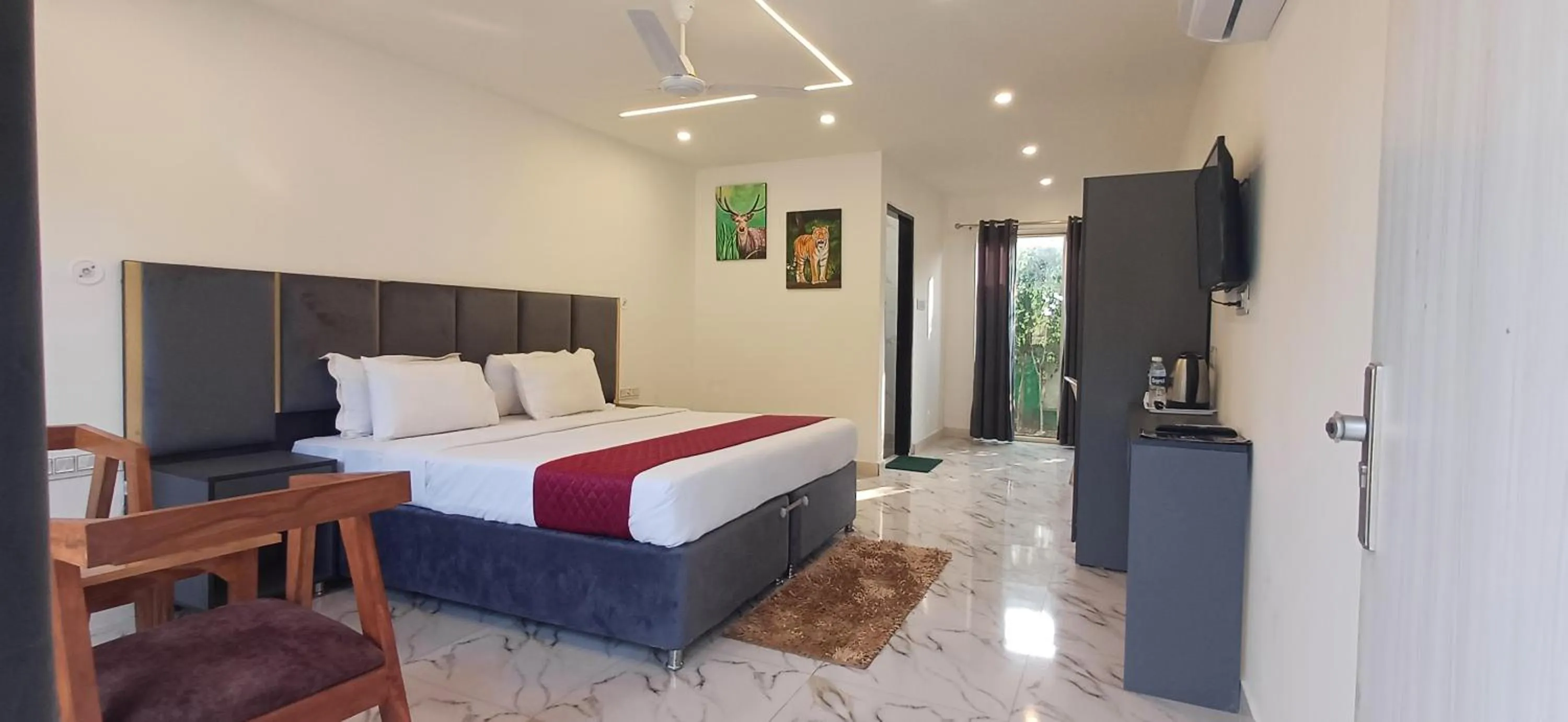 Bedroom in Six seasons resort