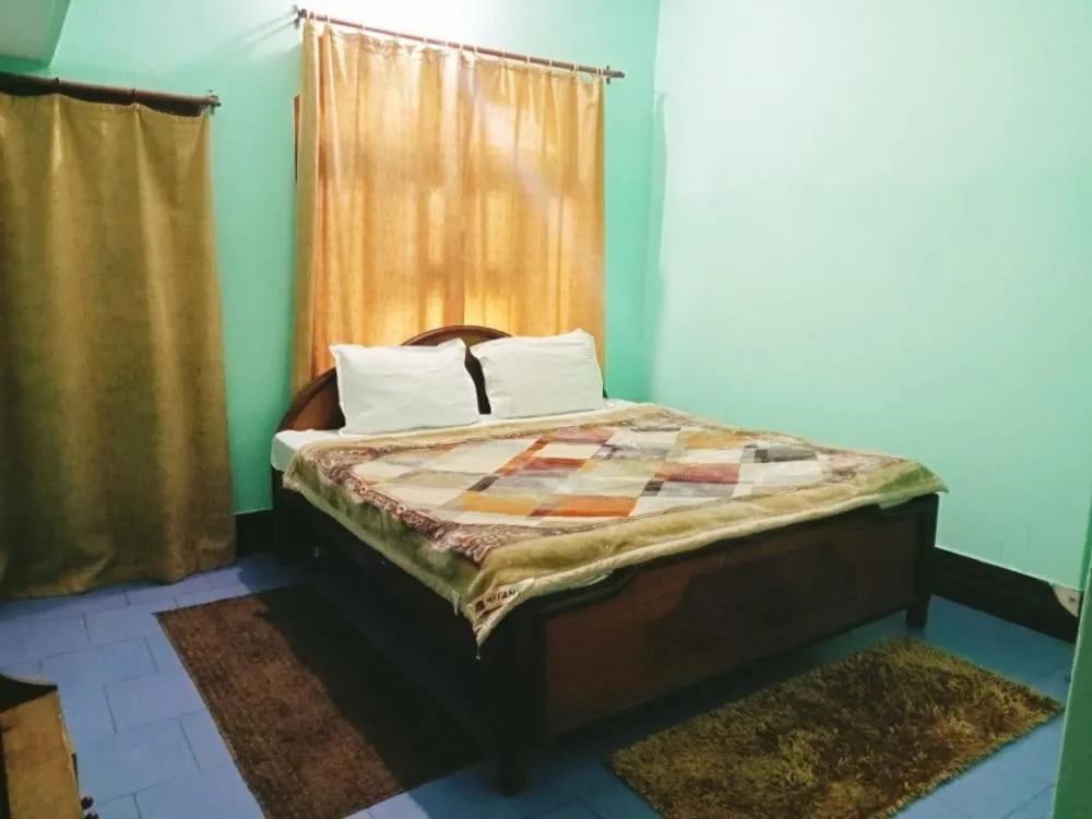 Bed in Six seasons resort