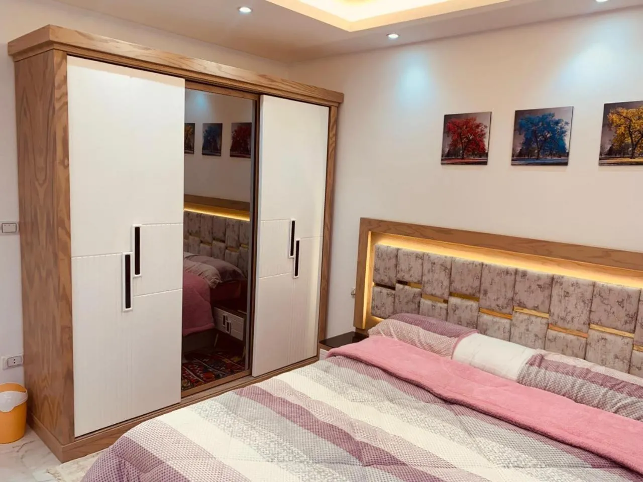 Bed in Fanadir Bay Resort