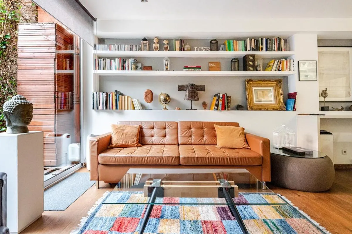 ArtlifeBCN Fira Apartment