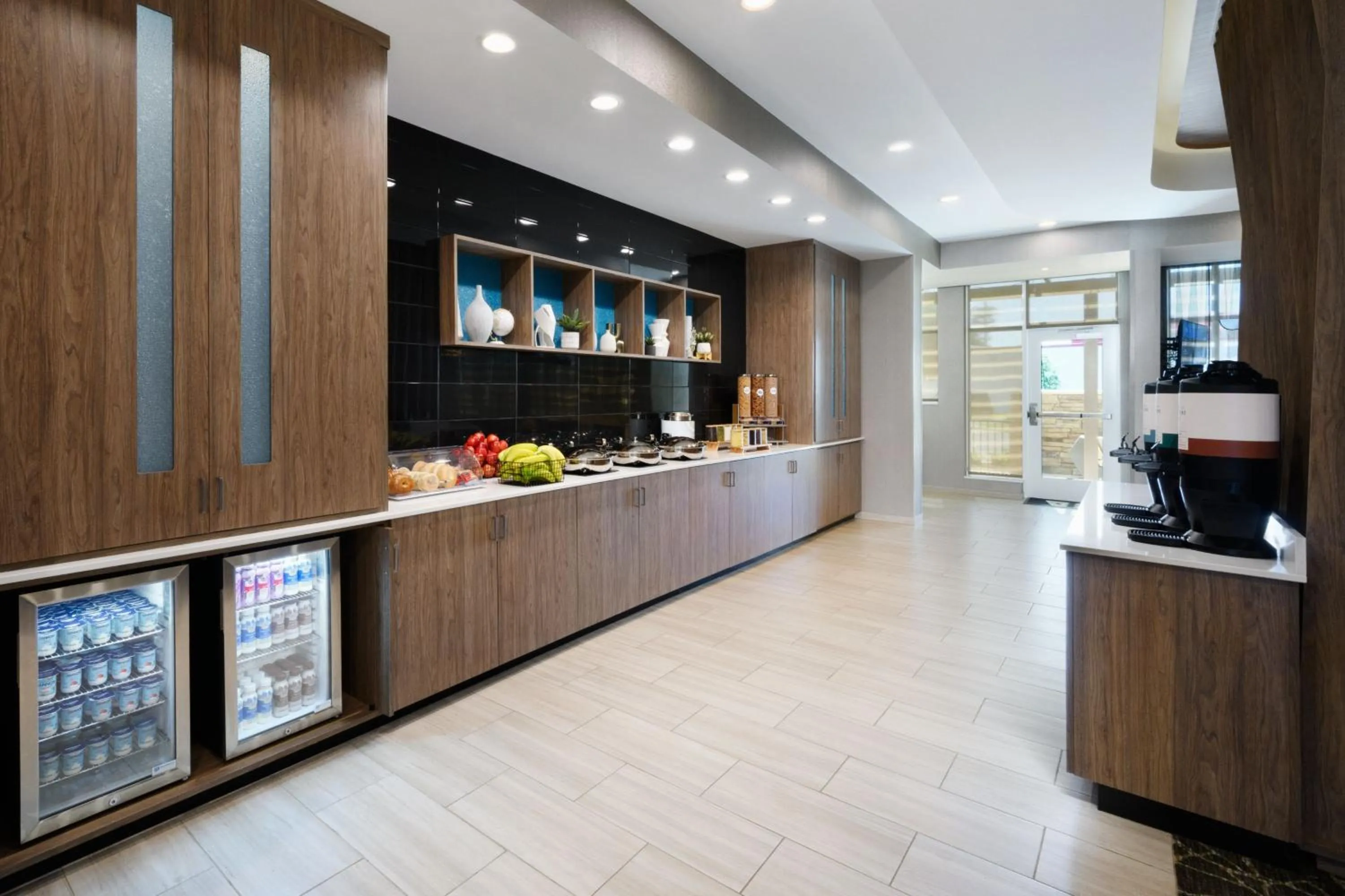 Breakfast in SpringHill Suites by Marriott Dothan