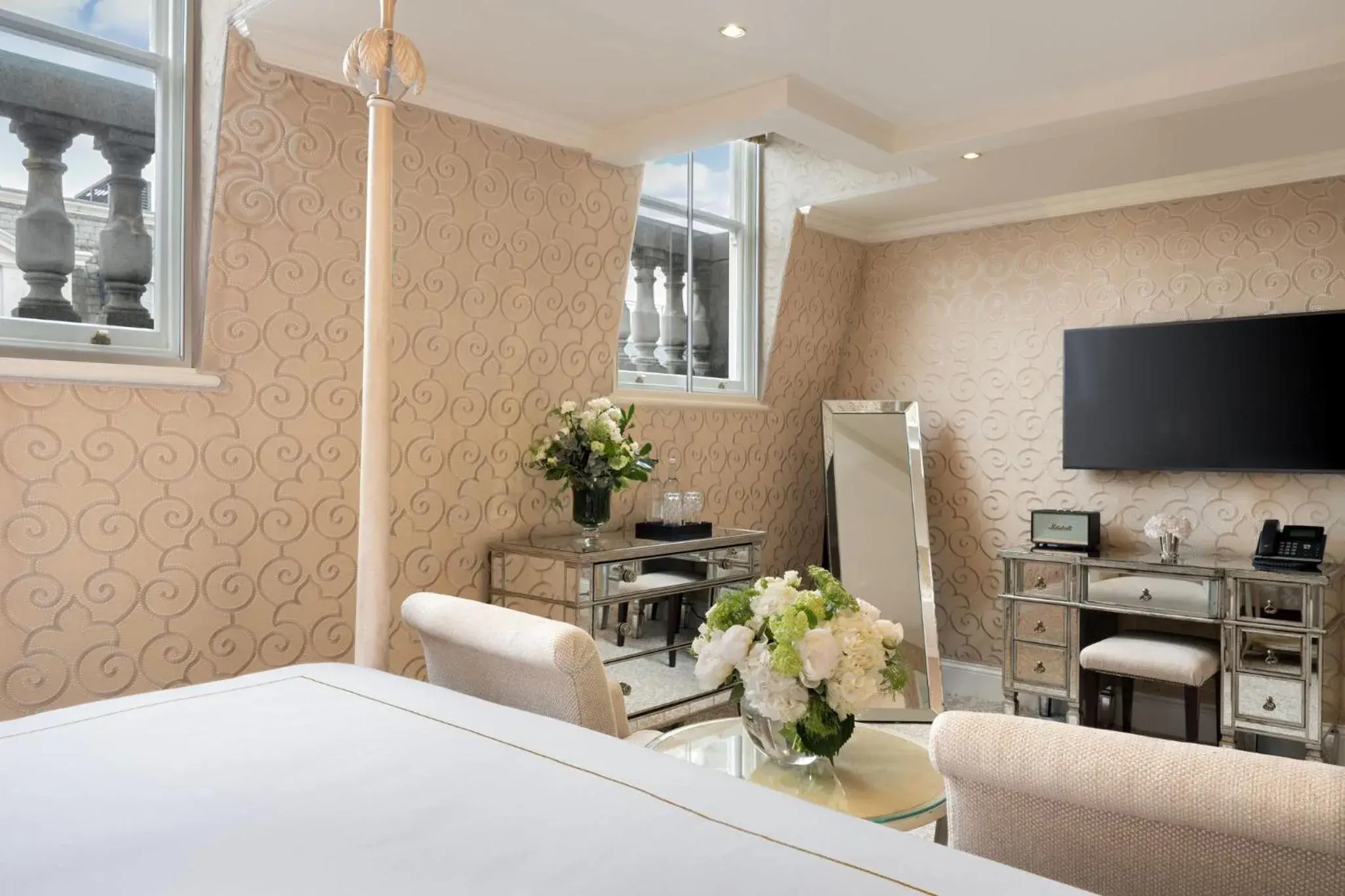 Bedroom, Bed in The Chesterfield Mayfair Bedroom, Bed in The Chesterfield Mayfair