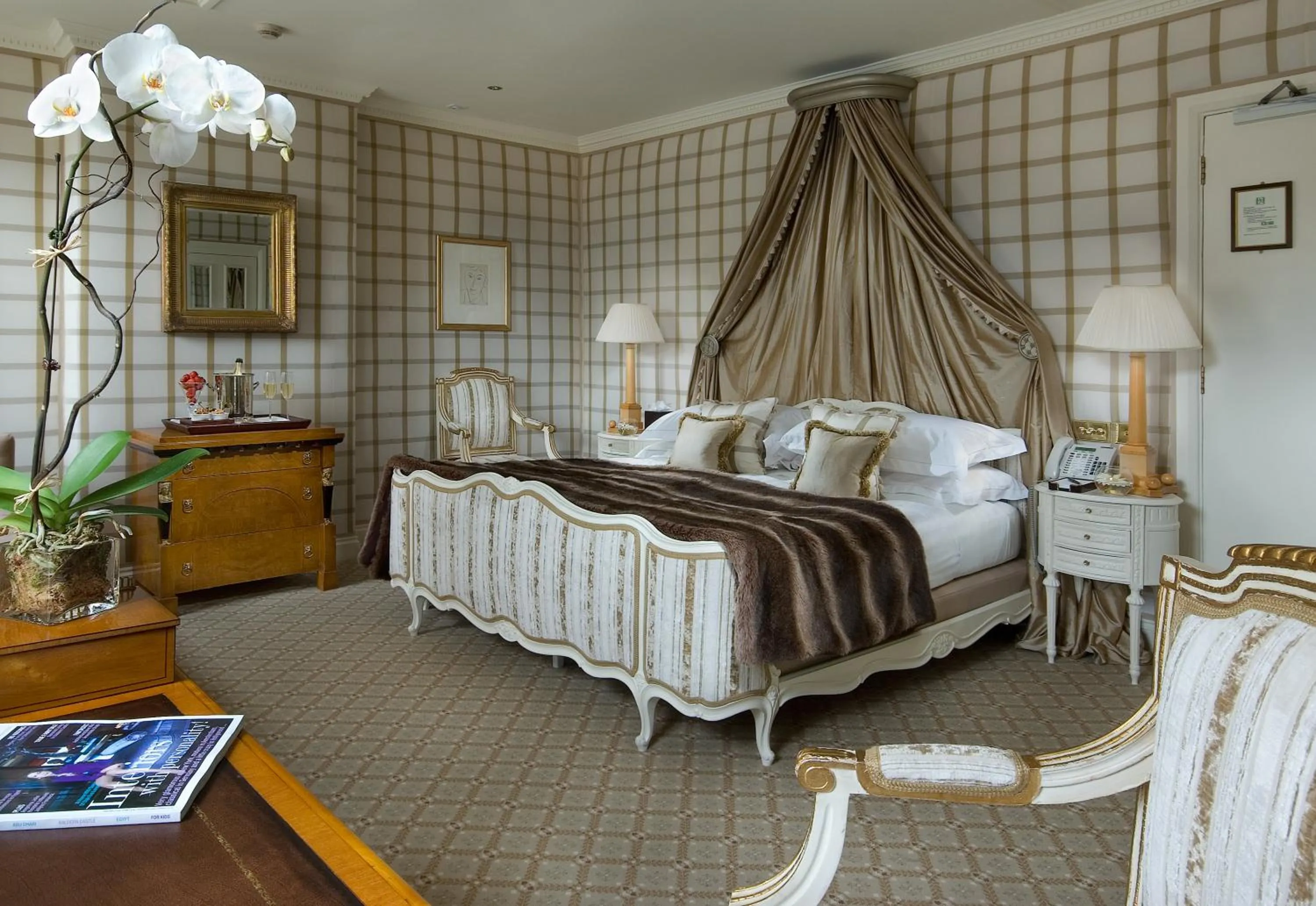 Bedroom, Bed in The Chesterfield Mayfair