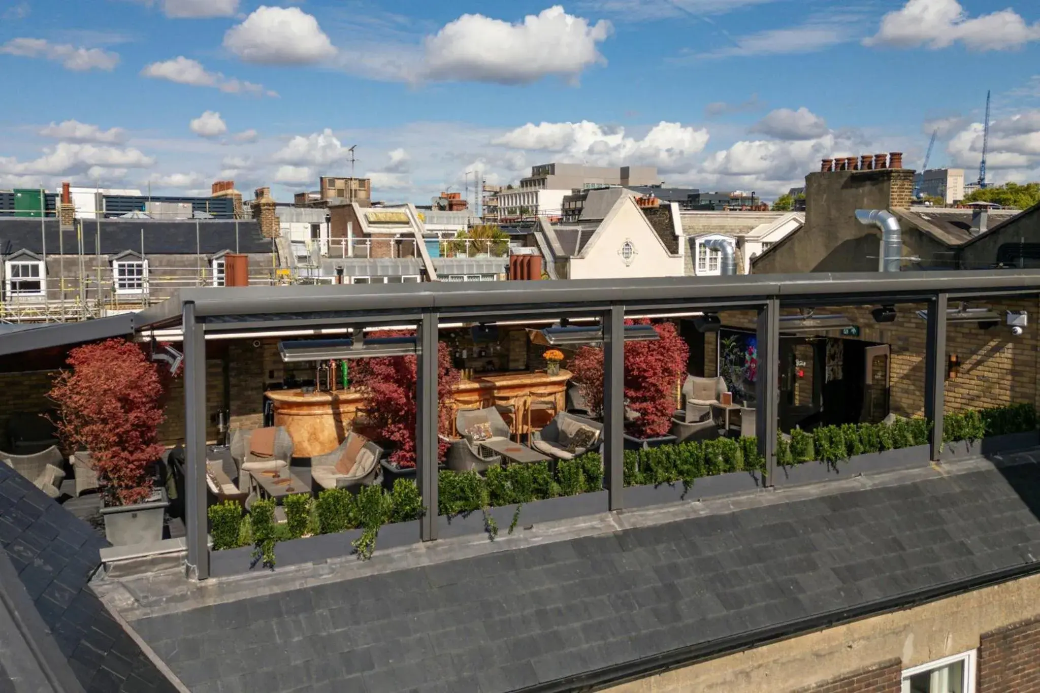 Lounge or bar in The Chesterfield Mayfair Lounge or bar in The Chesterfield Mayfair